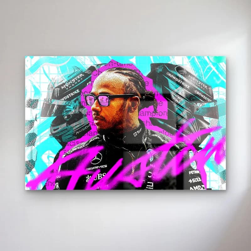 Lewis Hamilton Austin Grafiti cam tablo — Gözlüklü Lewis Hamilton portresi, turkuaz grafiti ve pembe Austin yazısı