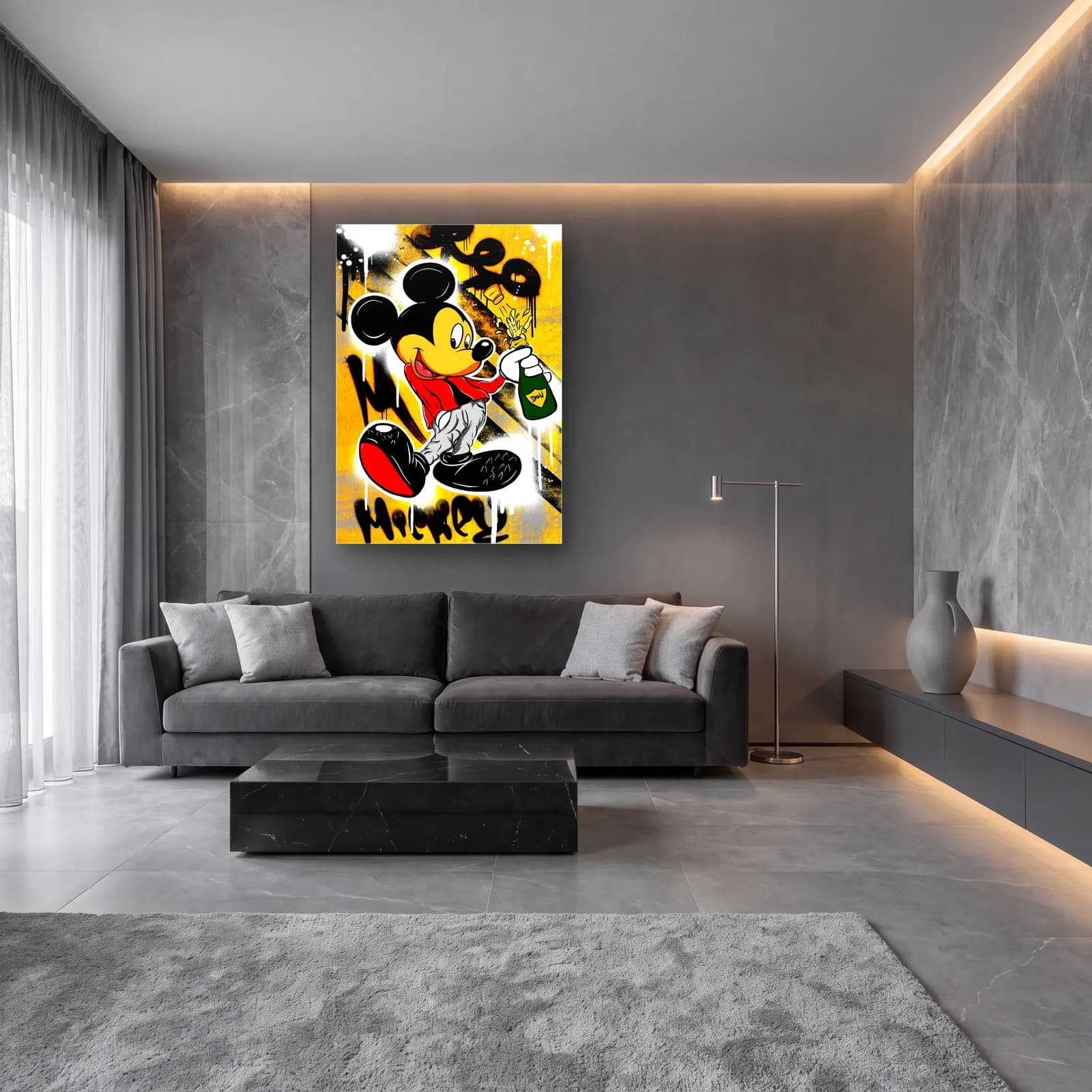 Mickey Mouse Sprey Boya Grafiti cam tablo — lüks salon duvarında