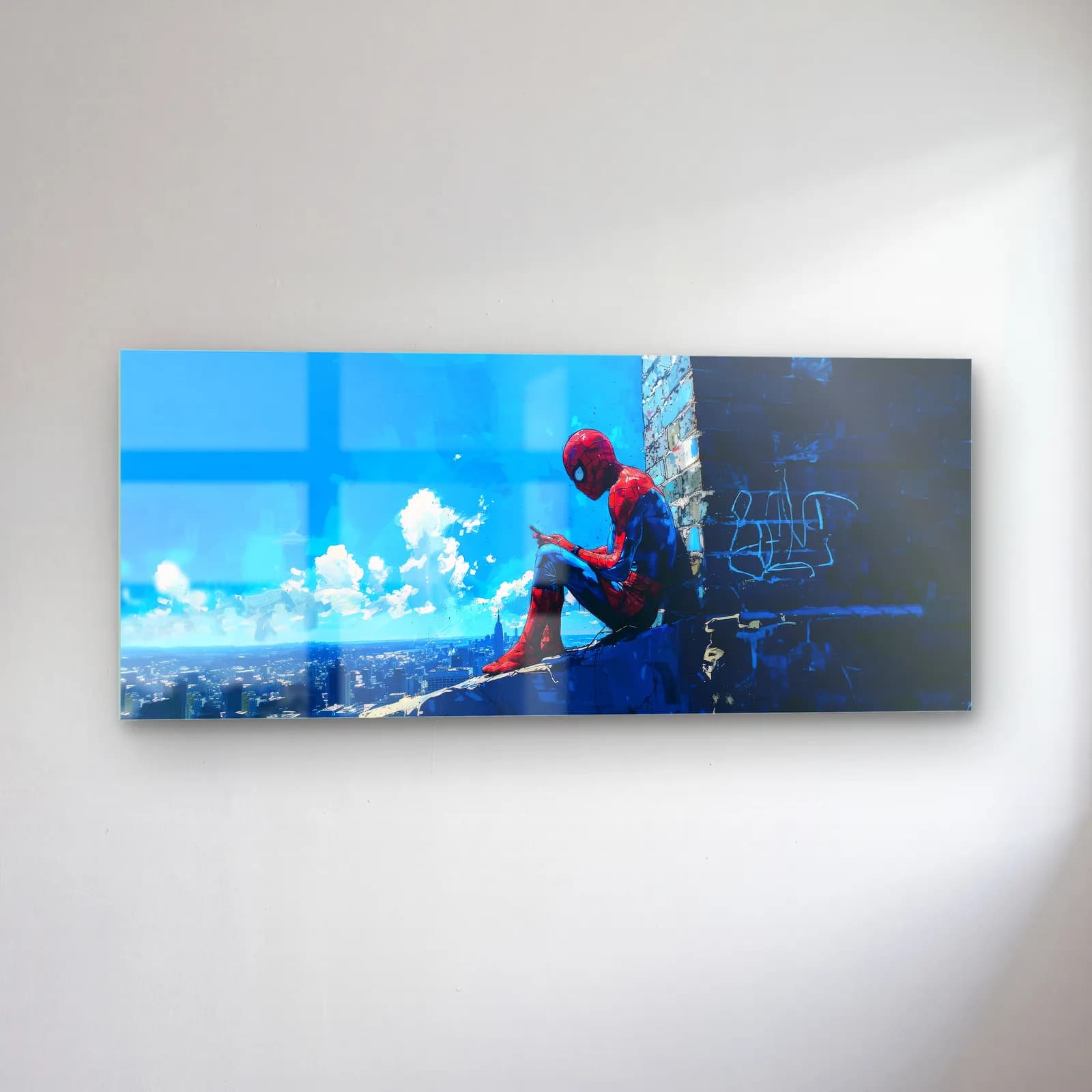 Çatıda Dinlenen Spider-Man cam tablo — sol açıdan görünüm