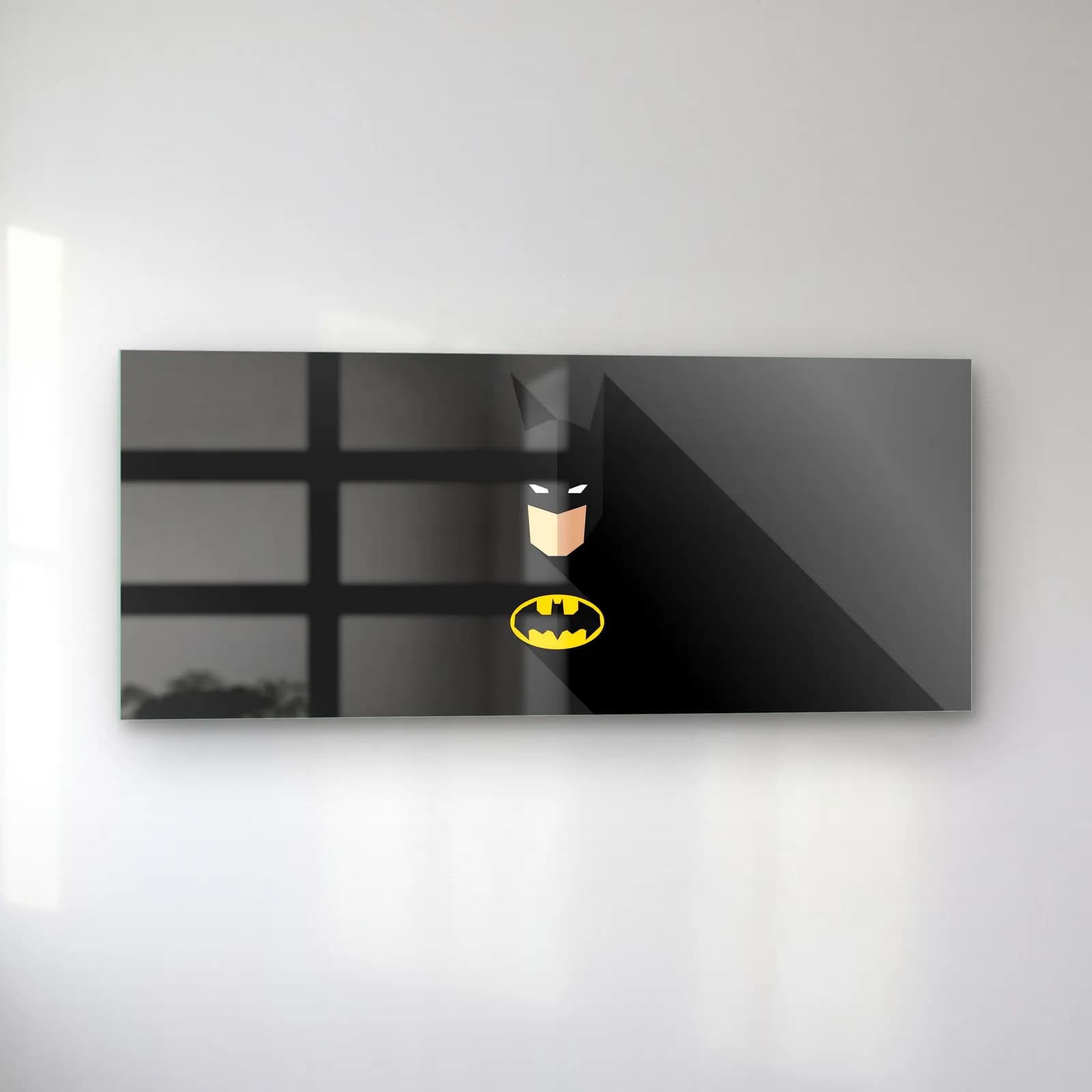Minimal Batman Maskesi cam tablo — sol açıdan görünüm