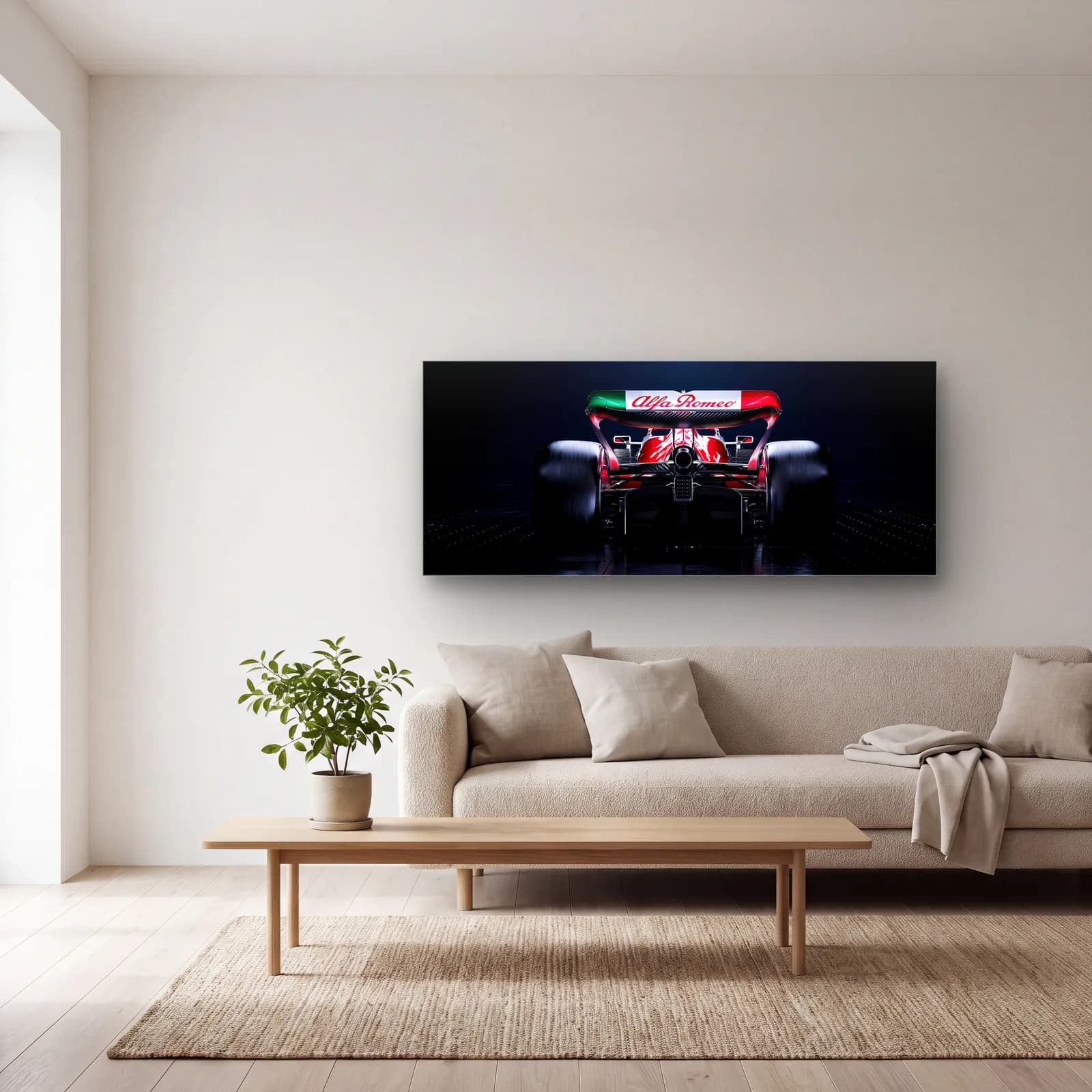 Arkadan Alfa Romeo F1 cam tablo — açık renk salonda