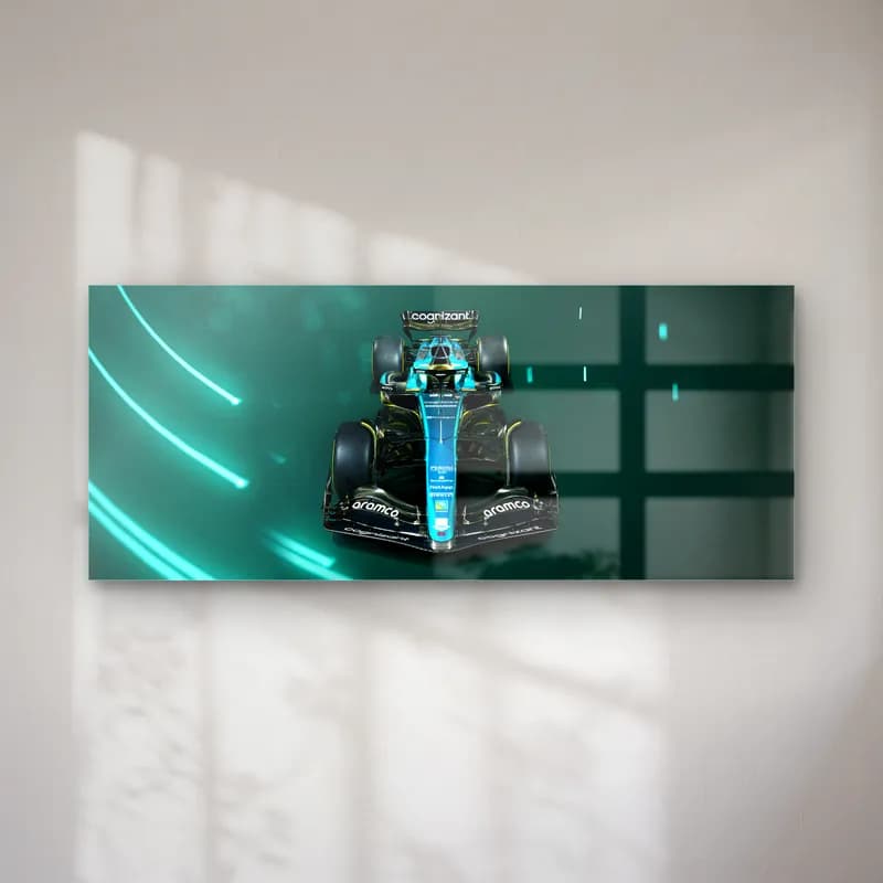 Önden Aston Martin F1 Neon cam tablo — Yeşil neon ışıklı koyu zeminde önden görülen Aston Martin F1 aracı