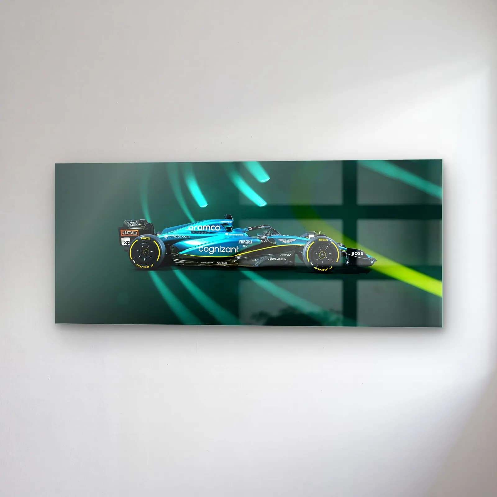 Aston Martin F1 Yan Profil cam tablo — sağ açıdan görünüm