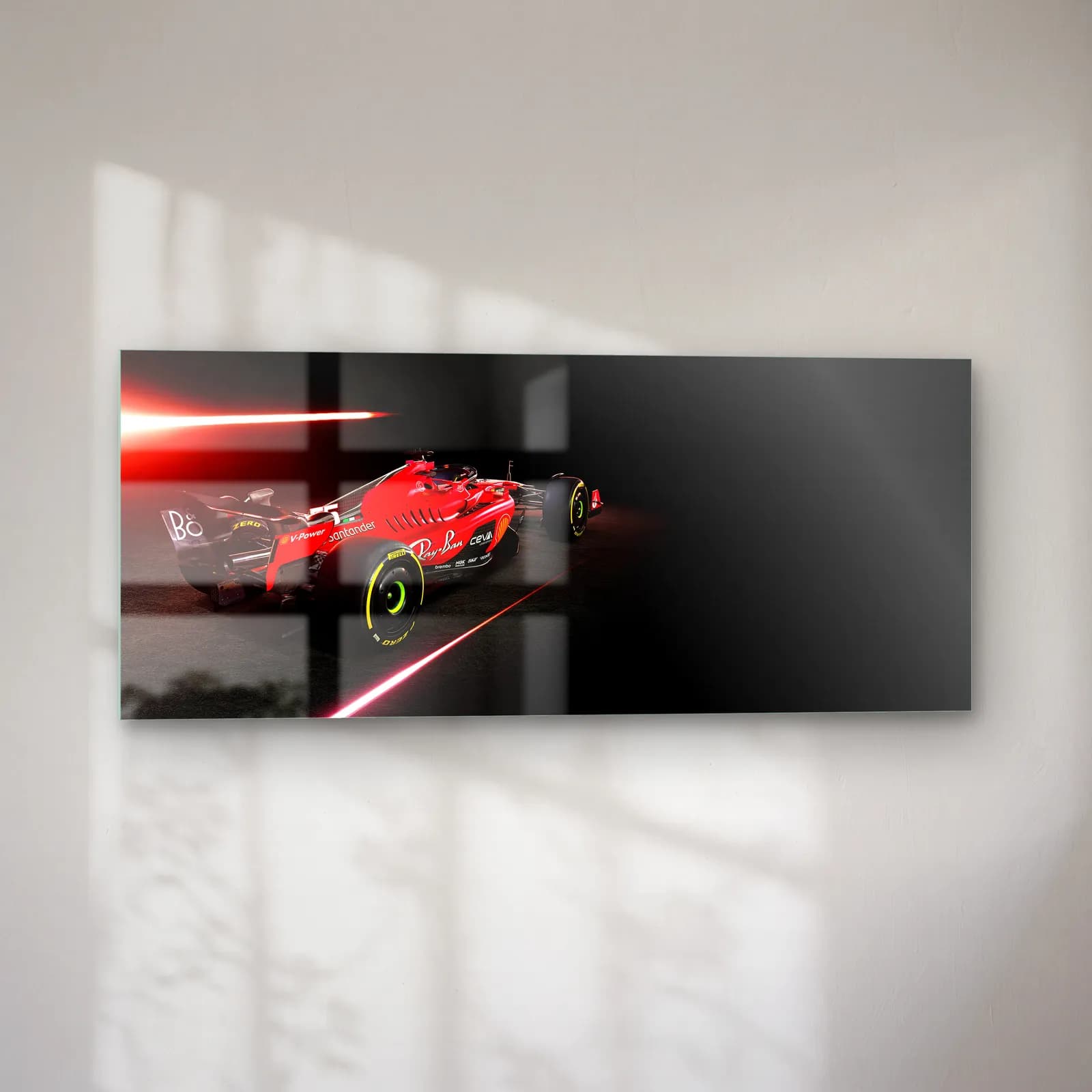 Kırmızı Işık Hüzmesinde Ferrari cam tablo — sol açıdan görünüm
