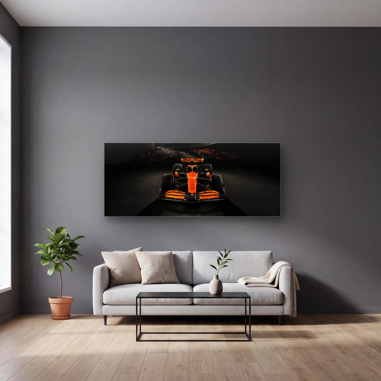 Önden McLaren F1 Karanlık cam tablo — gri duvarlı salonda