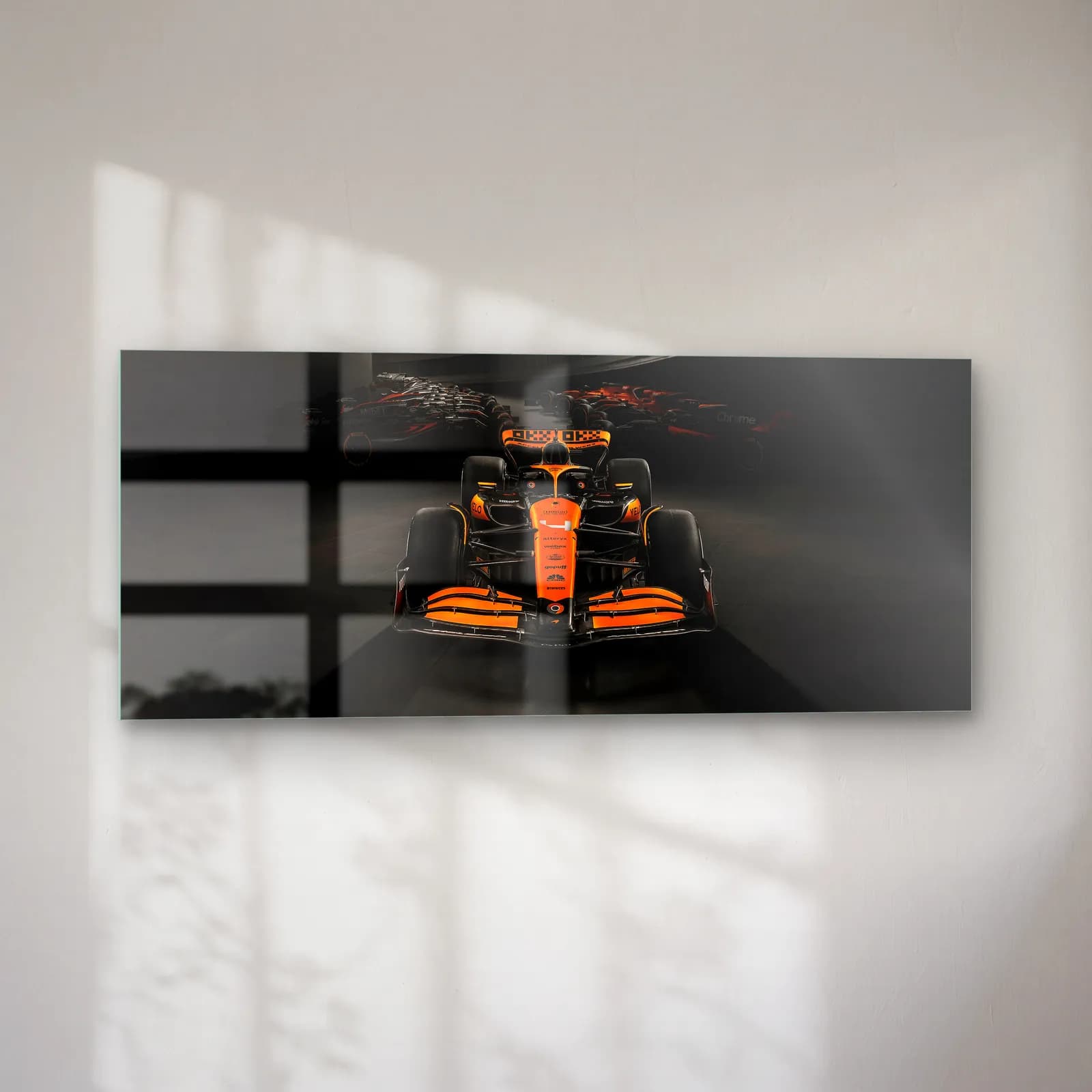 Önden McLaren F1 Karanlık cam tablo — sol açıdan görünüm