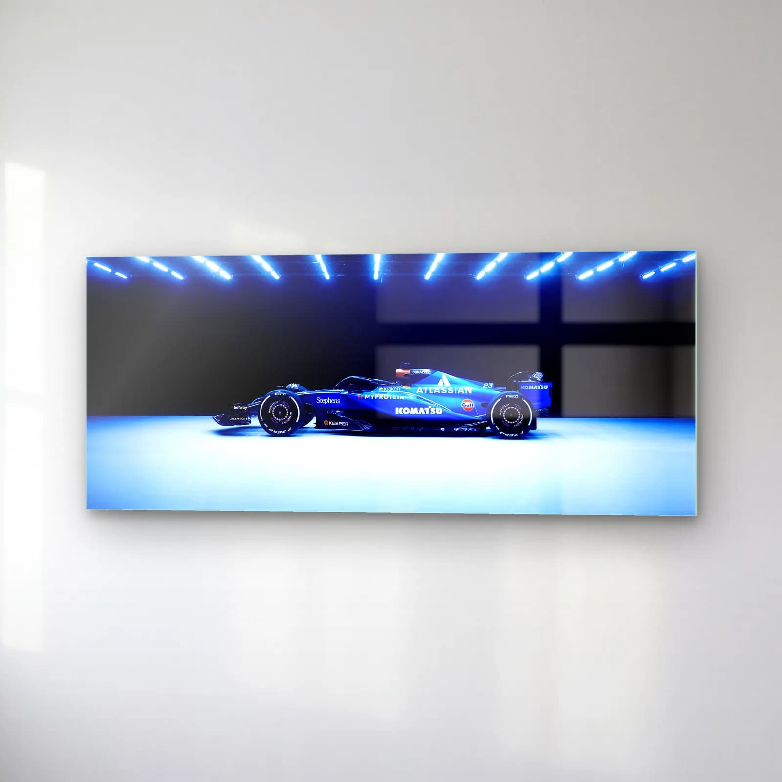 Williams F1 Aracı Yan Profil cam tablo — sağ açıdan görünüm