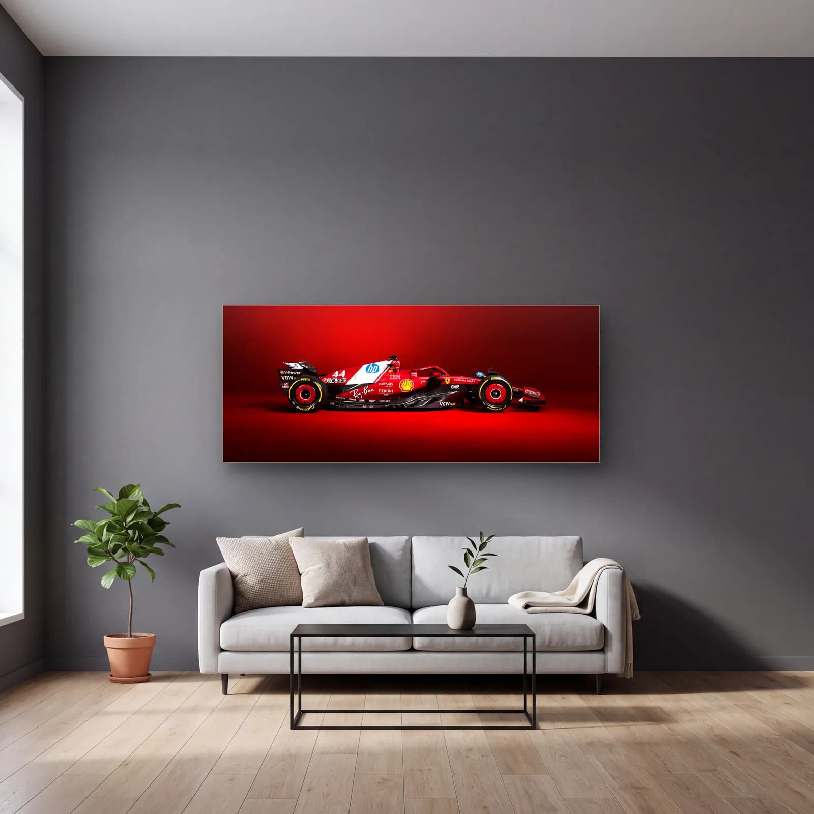 Ferrari 44 Numara Yan Profil cam tablo — gri duvarlı salonda