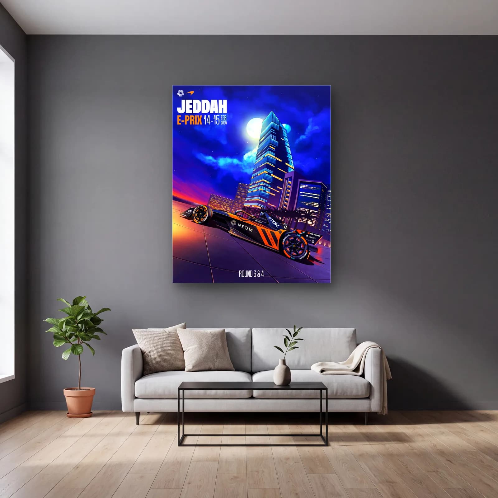Cidde E-Prix Gece Posteri cam tablo — gri duvarlı salonda
