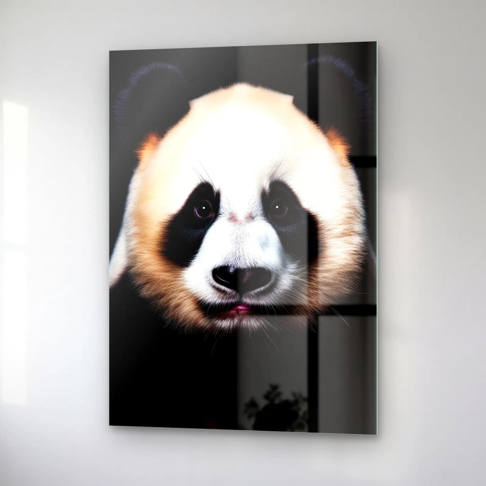 Sevimli Panda Yüzü cam tablo — sağ açıdan görünüm