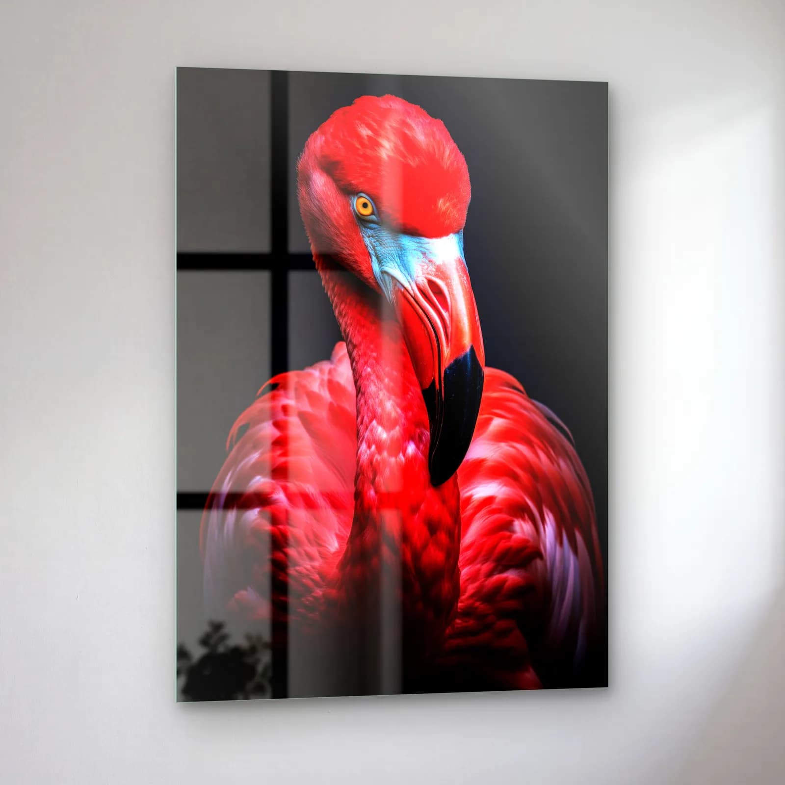 Kırmızı Flamingo Portresi cam tablo — sol açıdan görünüm