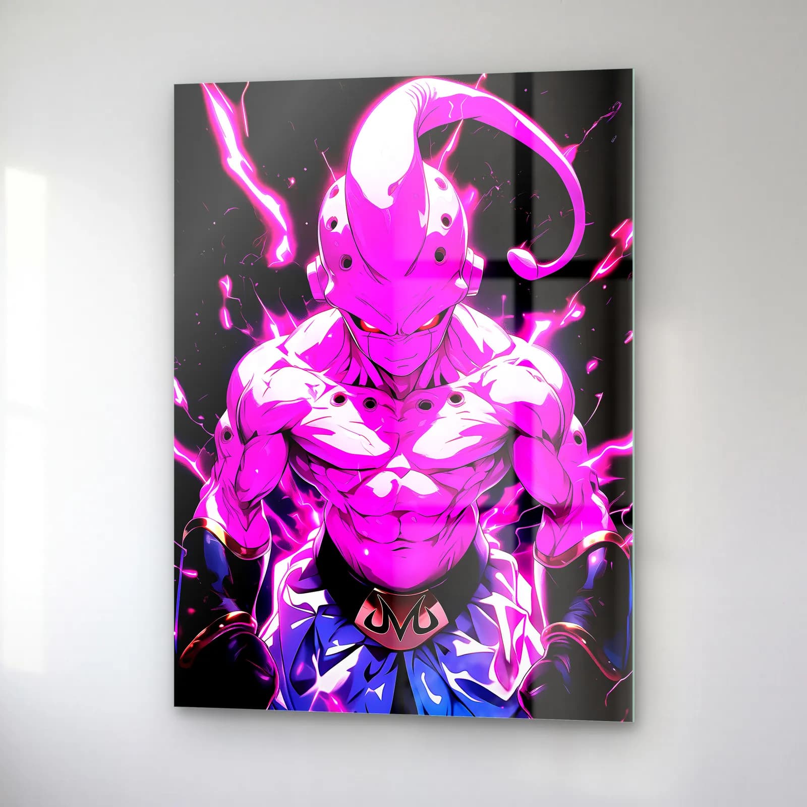 Pembe Majin Buu cam tablo — sağ açıdan görünüm