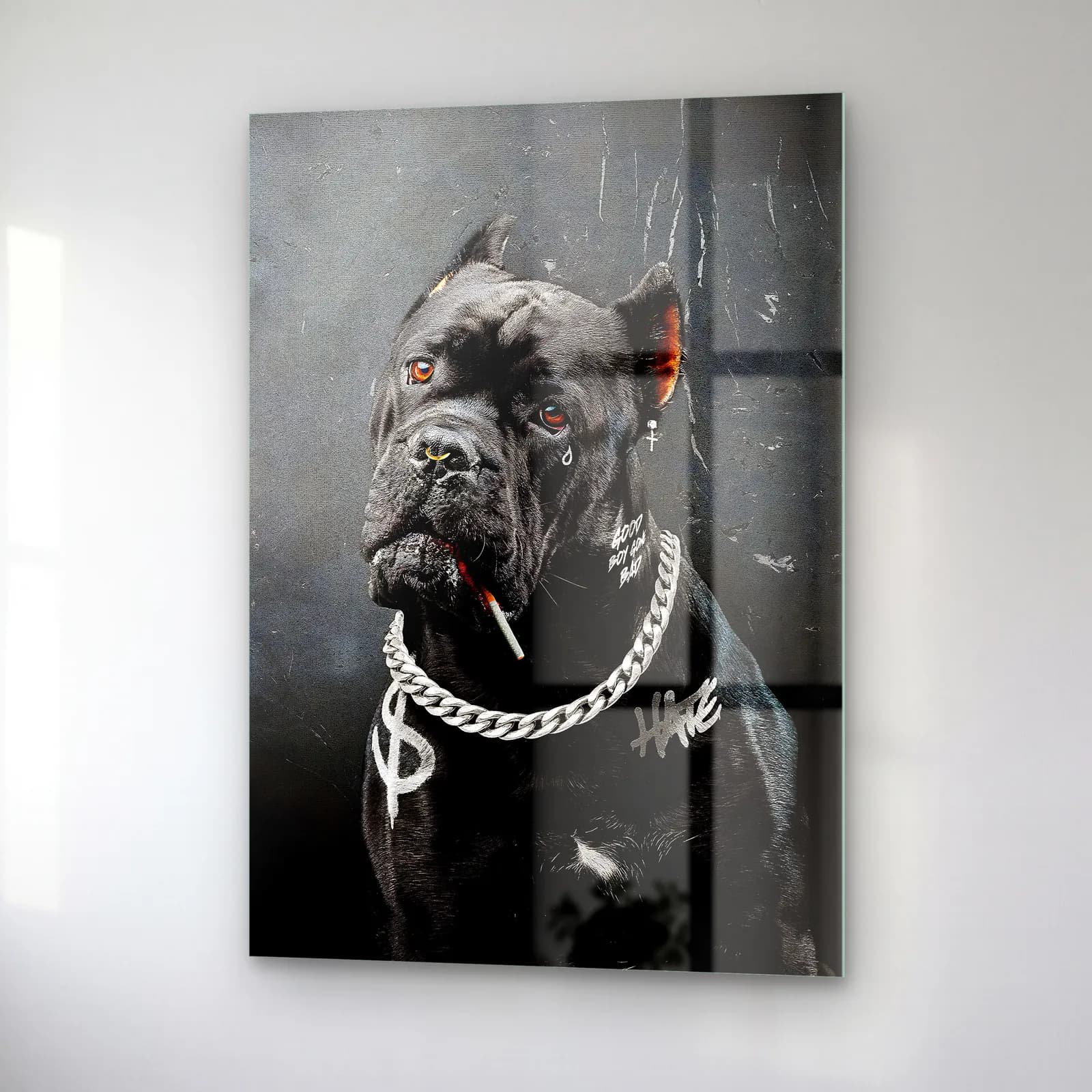 Sigaralı Cane Corso Portresi cam tablo — sağ açıdan görünüm