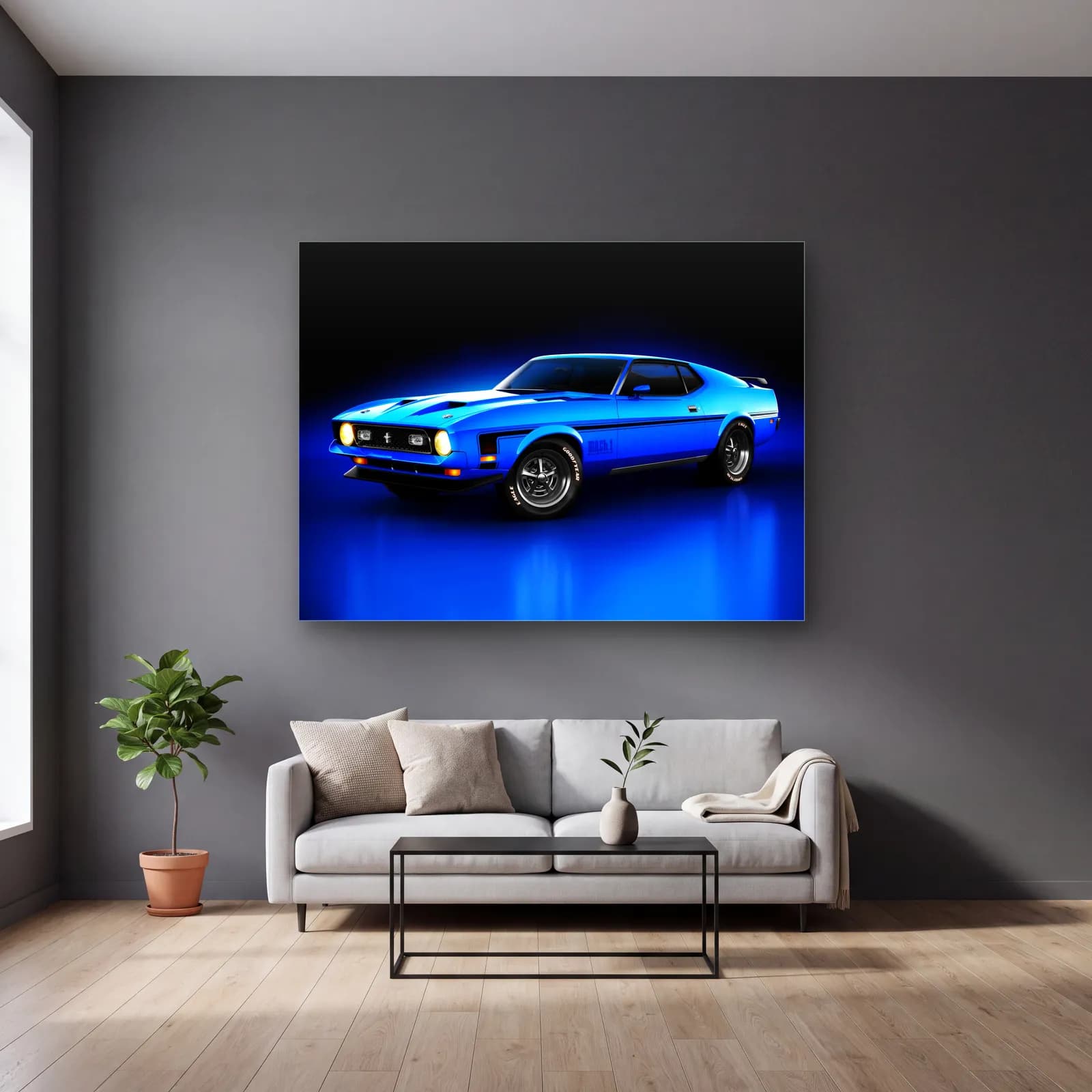 Mavi Ford Mustang Mach 1 cam tablo — gri duvarlı salonda
