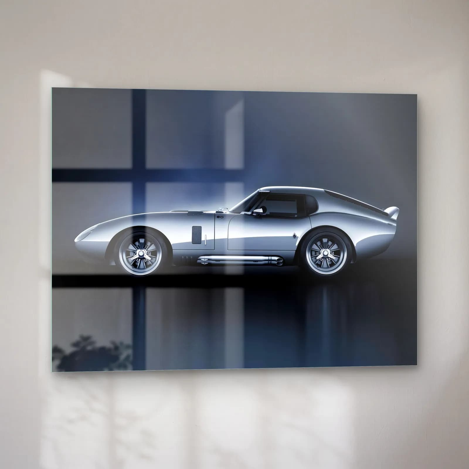 Gümüş Shelby Daytona Coupe cam tablo — sol açıdan görünüm