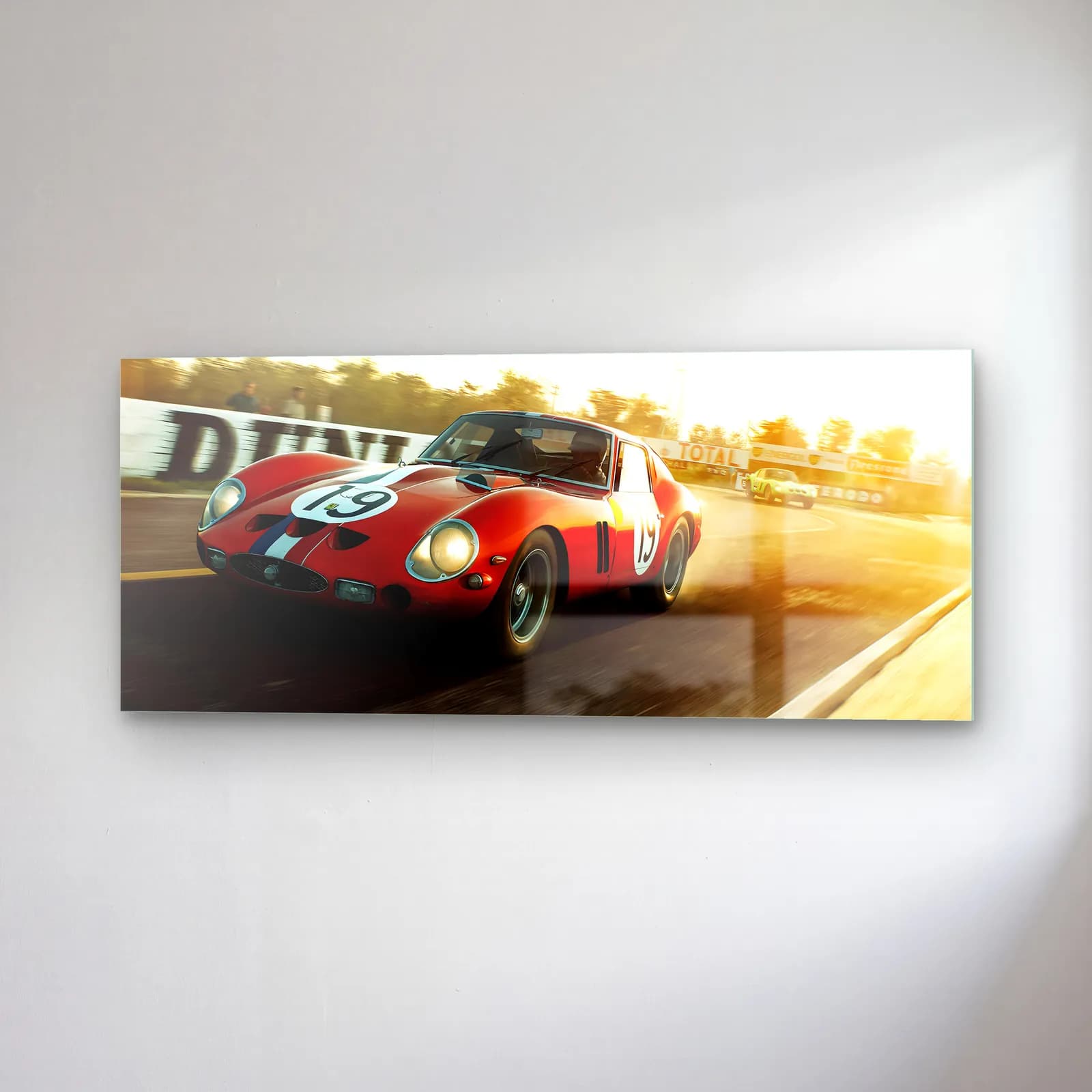 Gün Batımında Ferrari 250 GTO cam tablo — sağ açıdan görünüm
