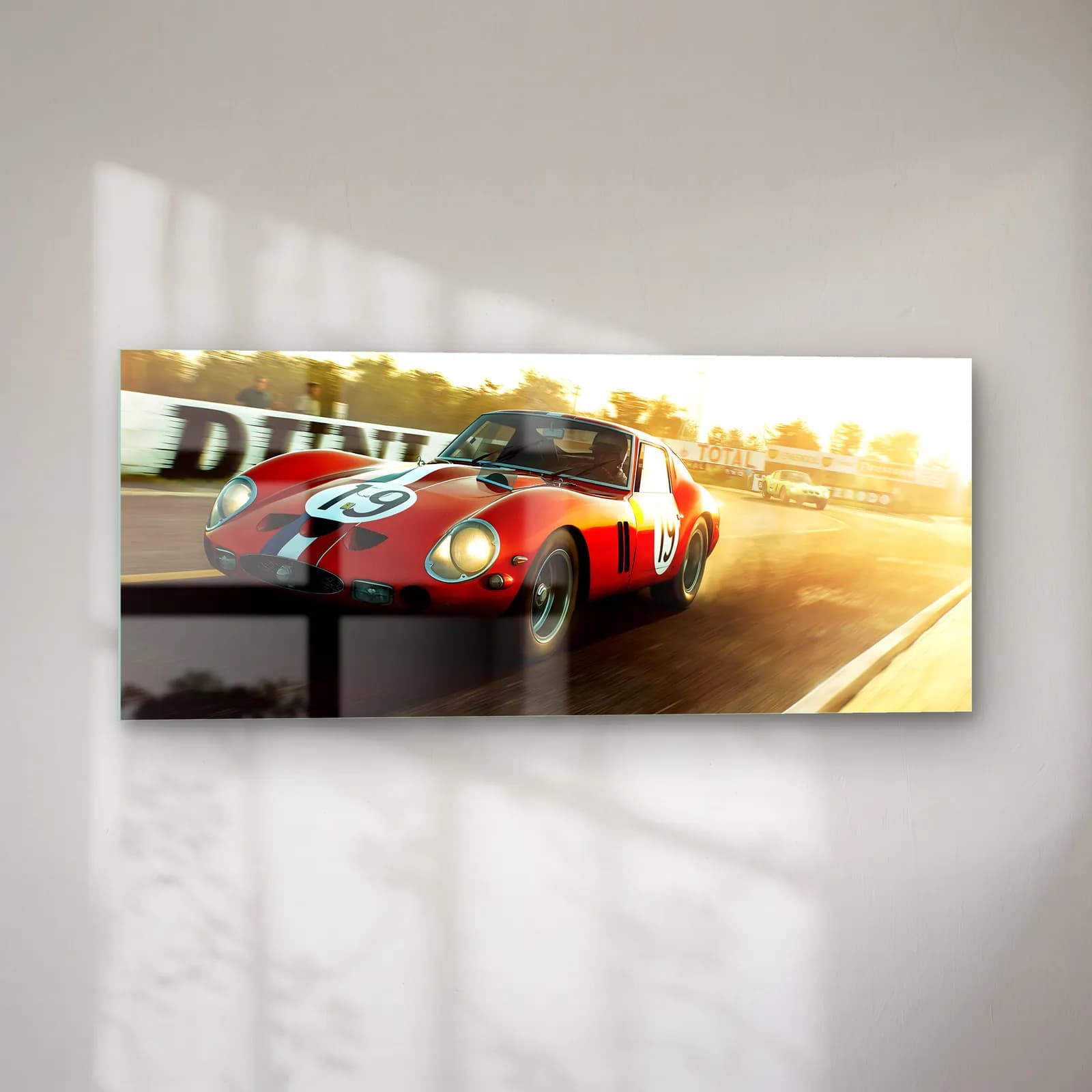 Gün Batımında Ferrari 250 GTO cam tablo — sol açıdan görünüm