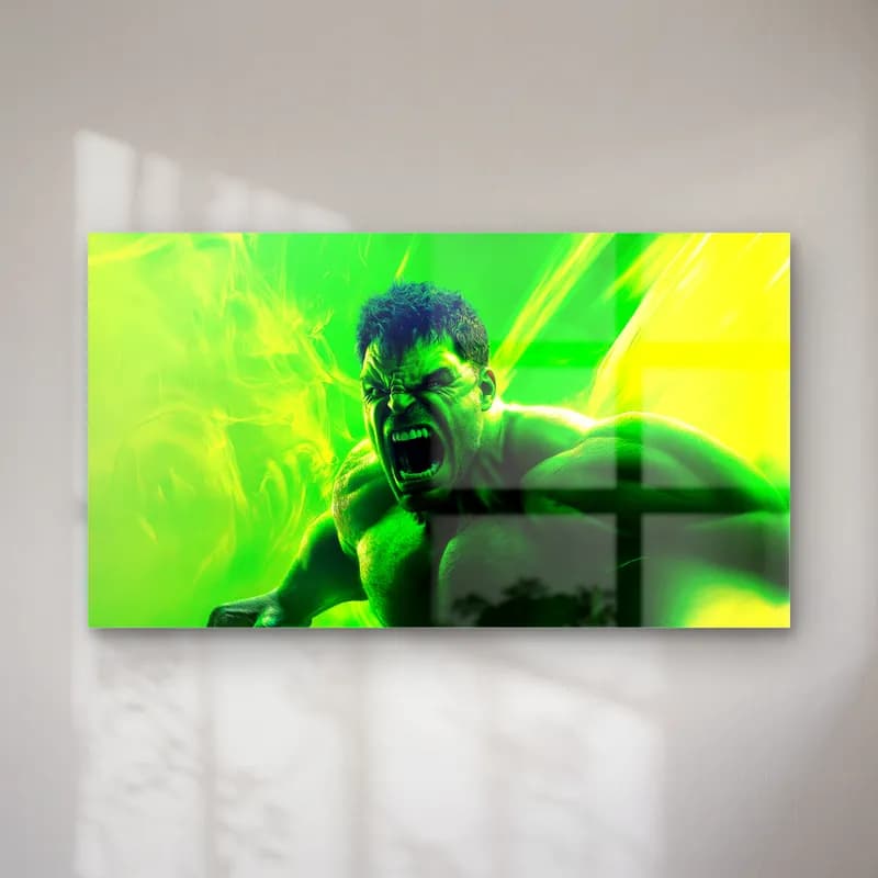 Hulk Neon Yeşil cam tablo — Parlak yeşil ve sarı ışık fonunda bağıran öfkeli Hulk