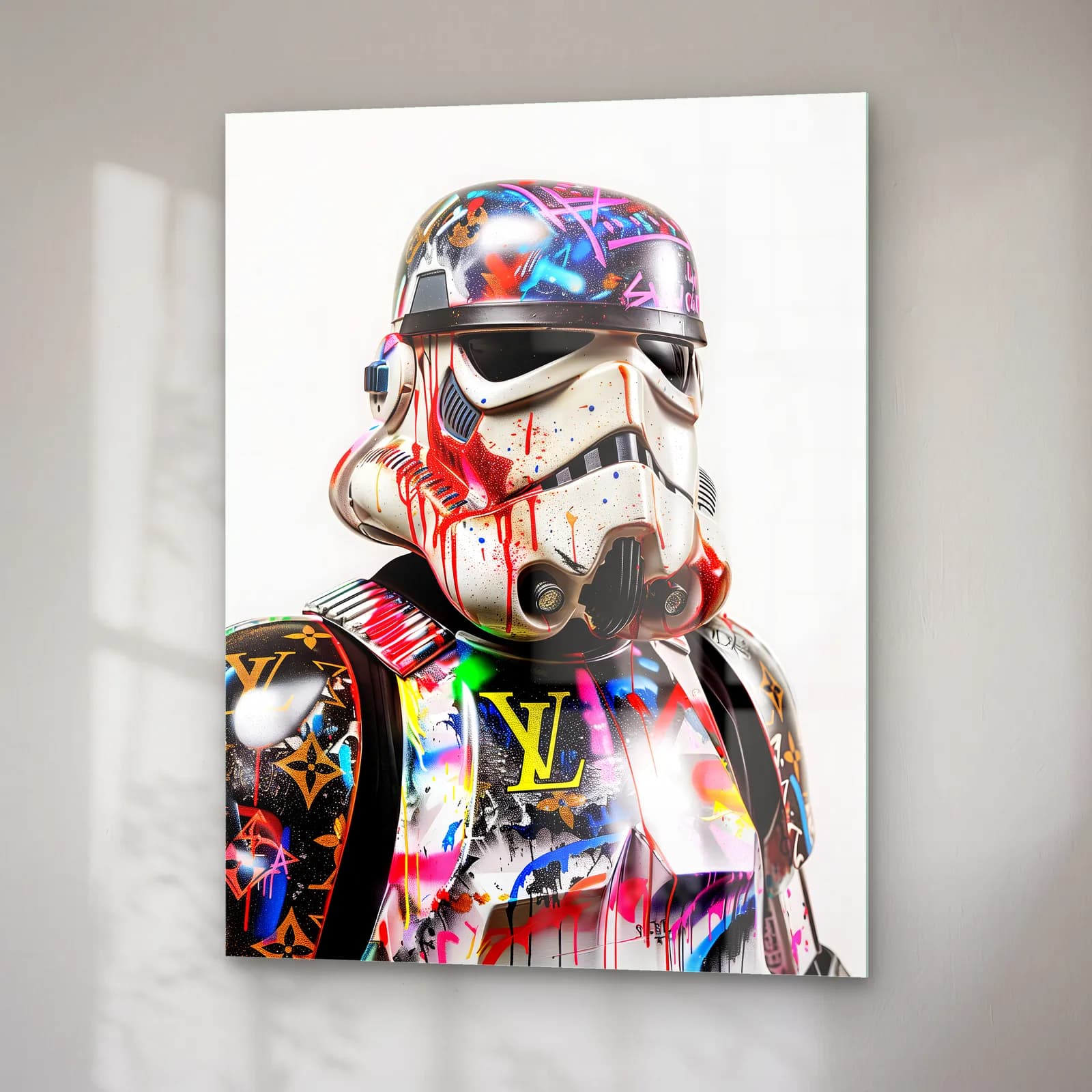Louis Vuitton Desenli Stormtrooper cam tablo — sağ açıdan görünüm