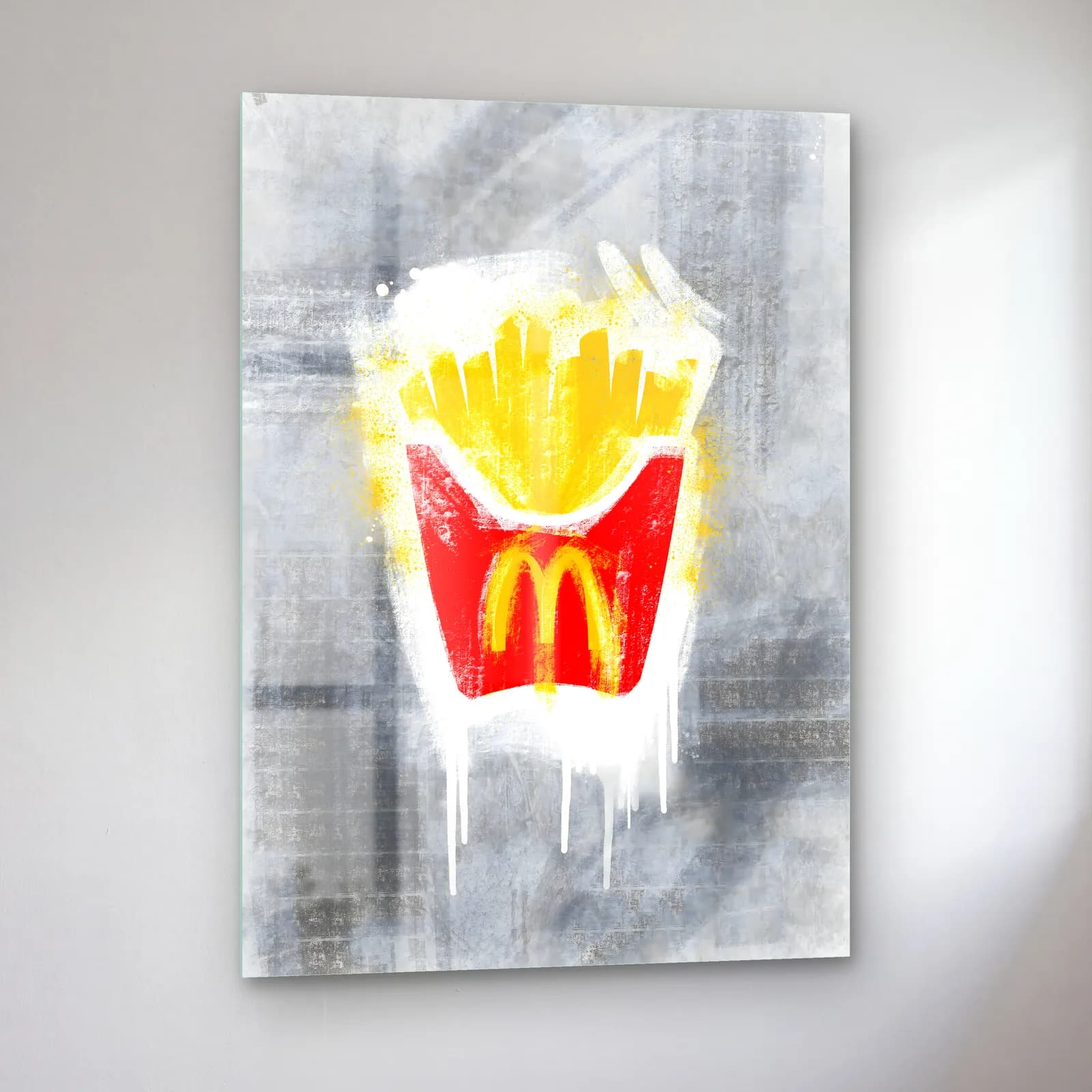 McDonald's Patates Grafiti cam tablo — sol açıdan görünüm