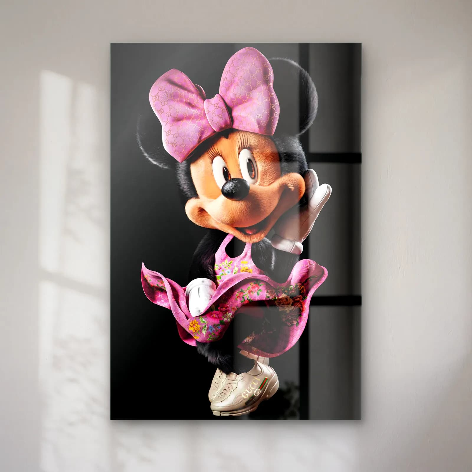 Pembe Fiyonklu 3D Minnie Mouse cam tablo — Siyah zeminde pembe fiyonklu ve eteği uçuşan 3D Minnie Mouse