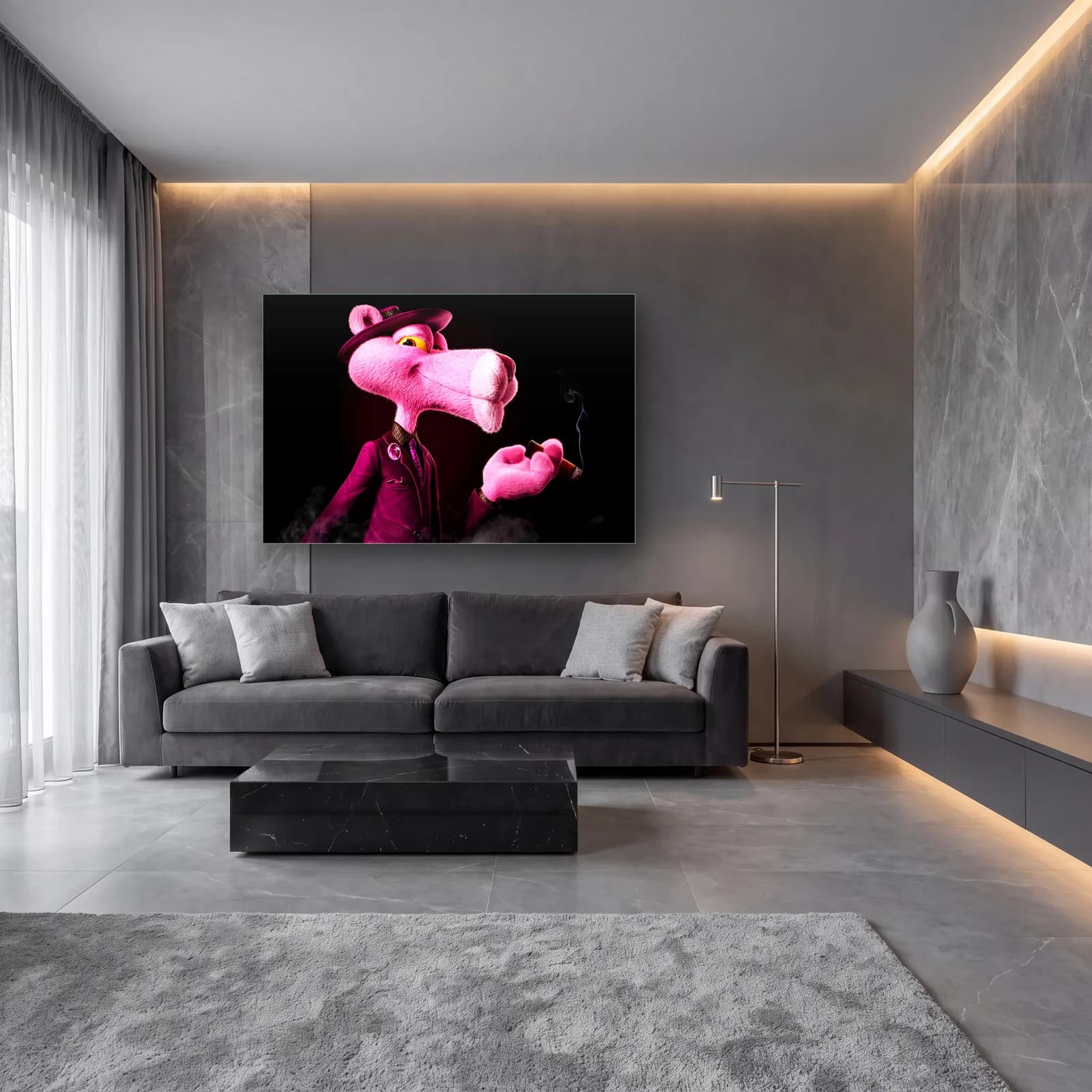Purolu Takım Elbiseli Pembe Panter cam tablo — lüks salon duvarında