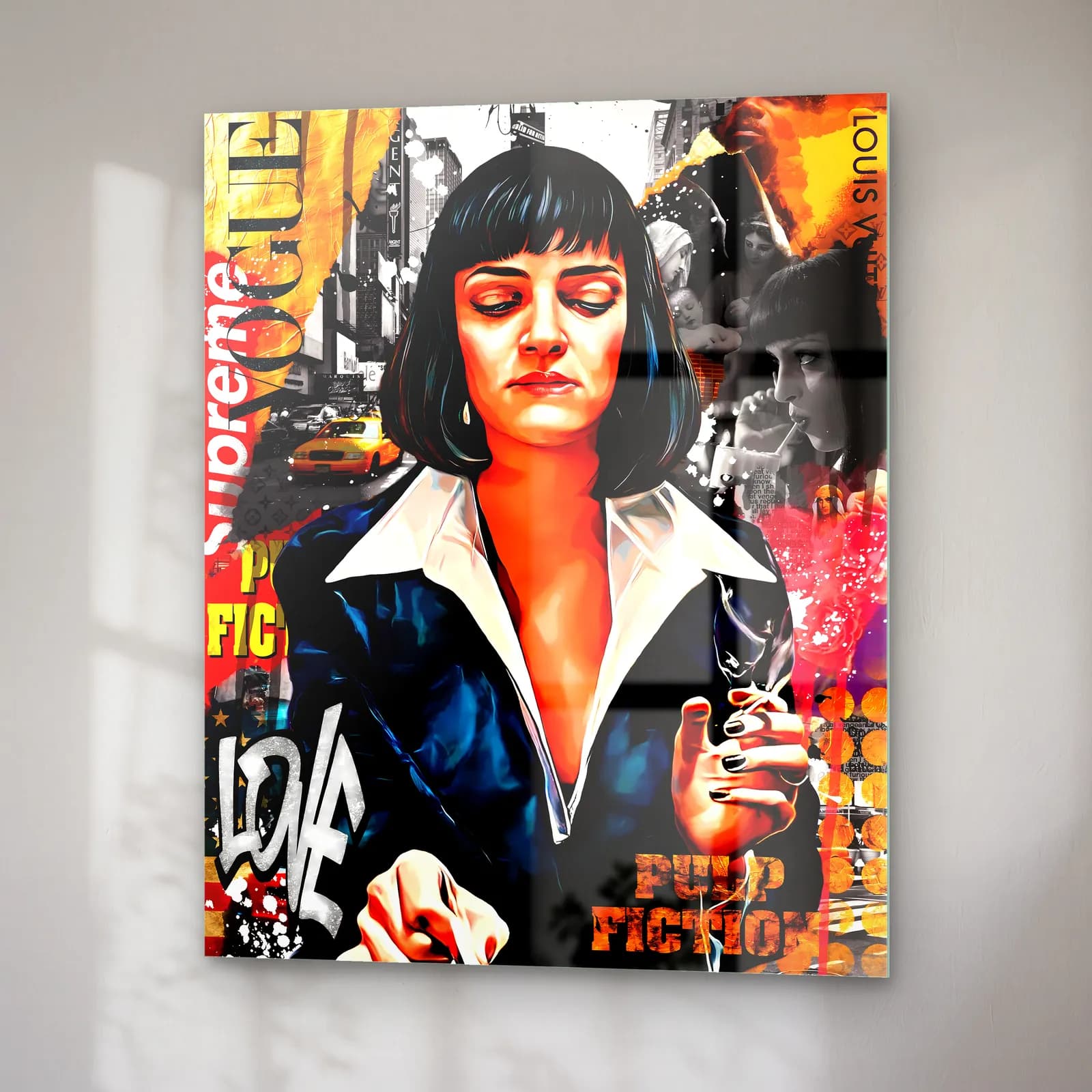 Pulp Fiction Mia Wallace Kolajı cam tablo — sağ açıdan görünüm