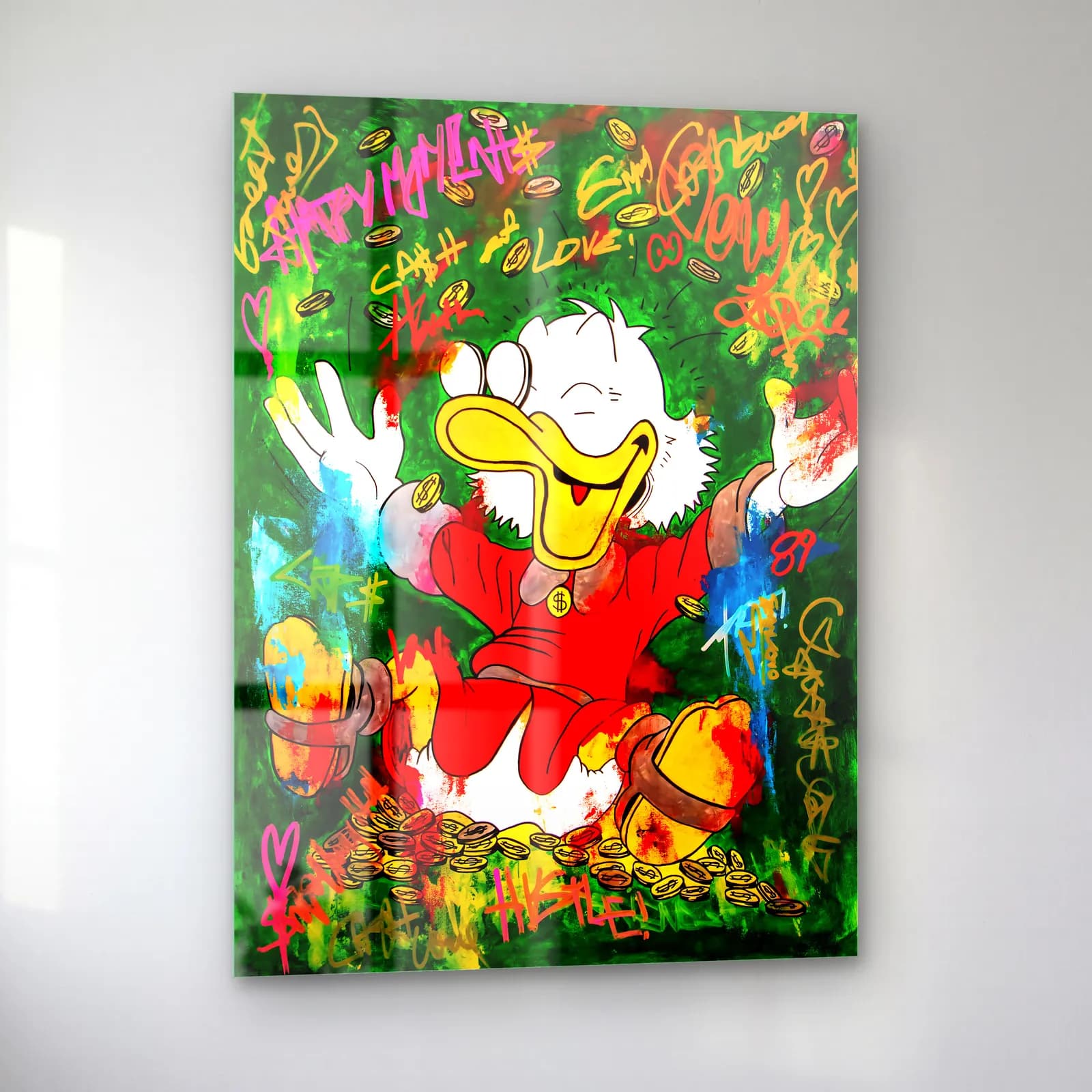 Yeşil Grafitili Mutlu Scrooge cam tablo — sol açıdan görünüm