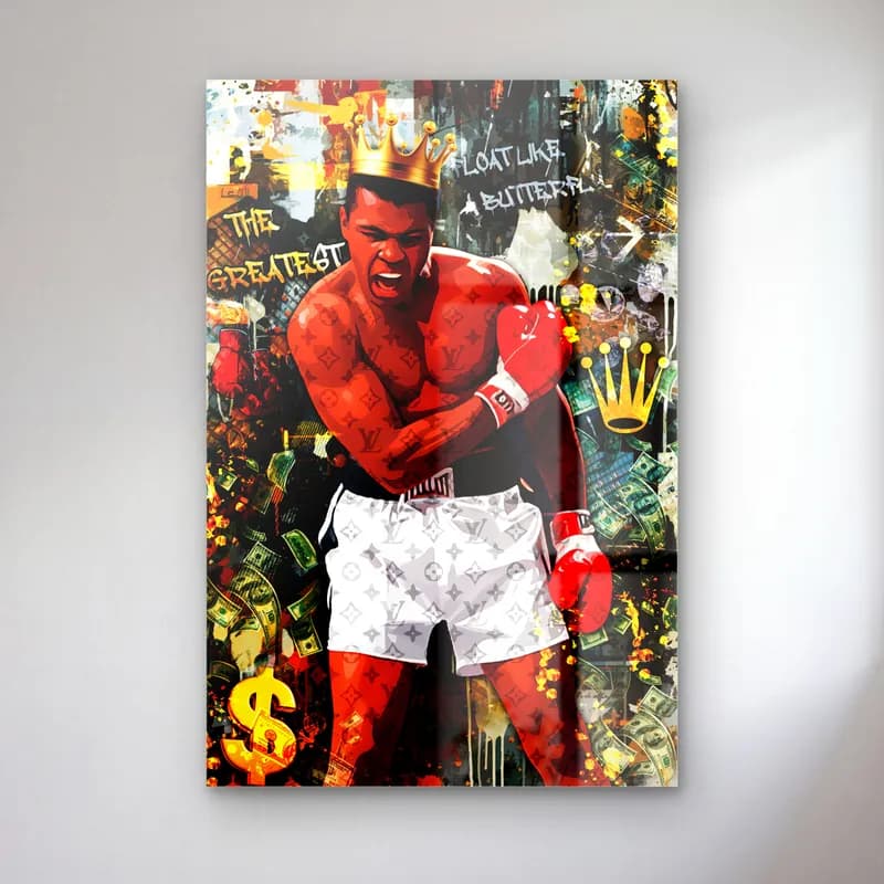 Muhammed Ali The Greatest cam tablo — Kolaj fonda kırmızı tonlu boks eldivenli Muhammed Ali ve The Greatest yazısı