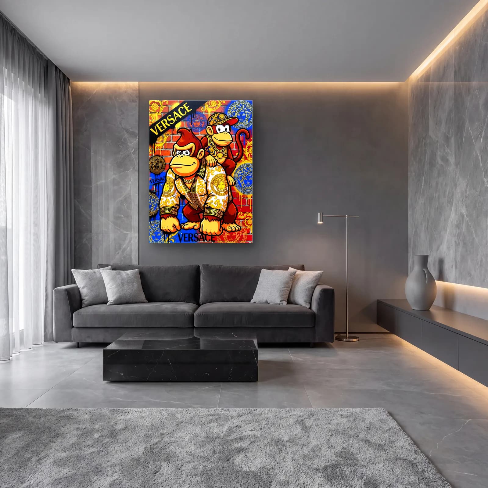 Versace Desenli Donkey Kong cam tablo — lüks salon duvarında