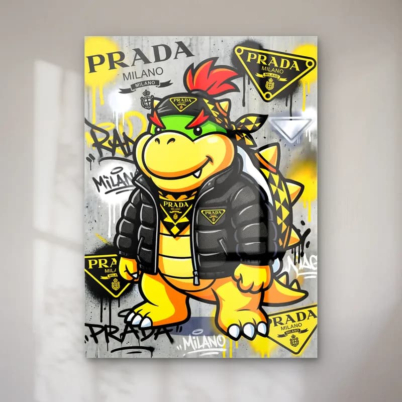 Prada Desenli Bowser Jr cam tablo — Prada logolu fonda siyah montlu, yeşil bandanalı Bowser Jr karakteri