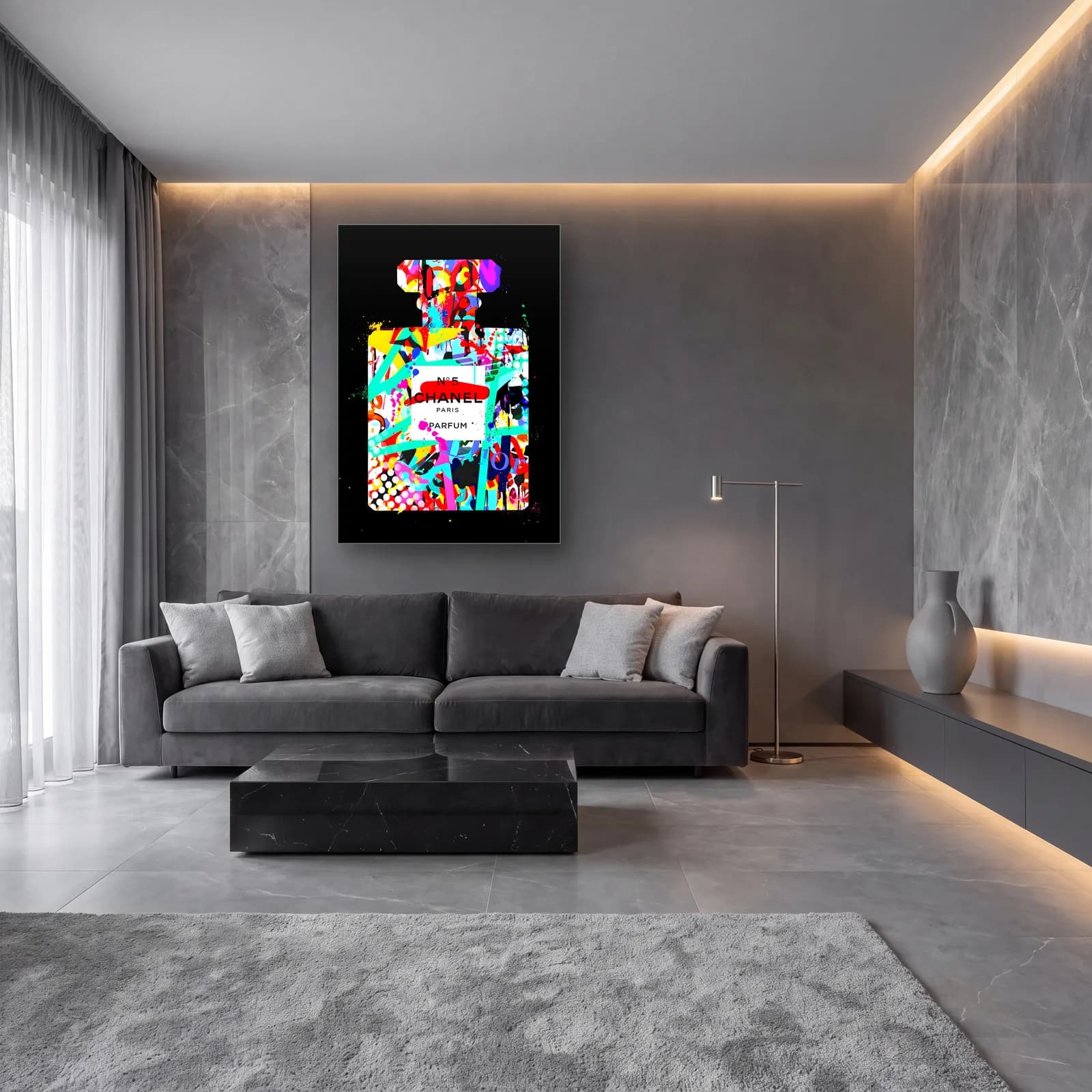 Renkli Grafiti Parfüm Siluet cam tablo — lüks salon duvarında