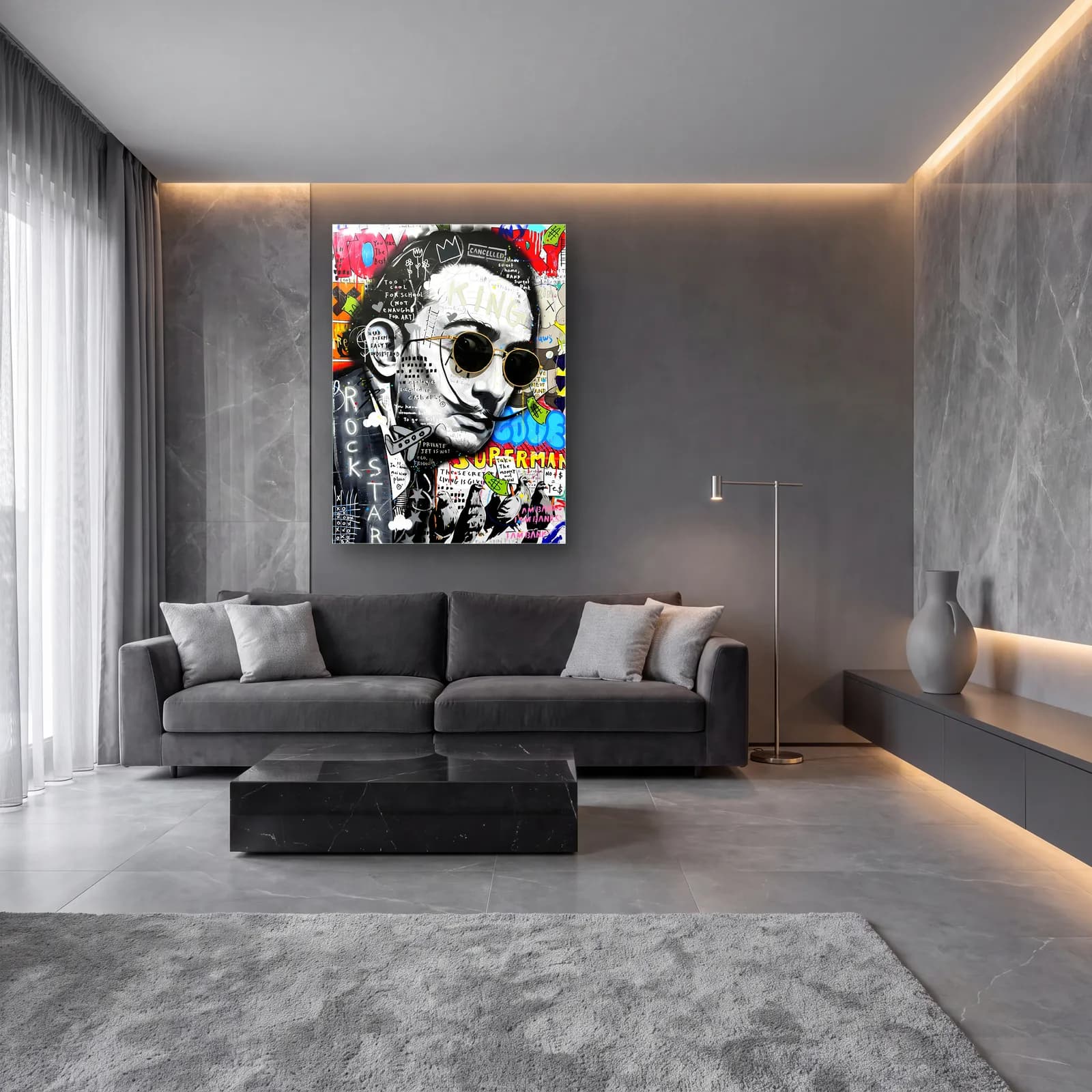 Yuvarlak Gözlüklü Dalí Kolajı cam tablo — lüks salon duvarında