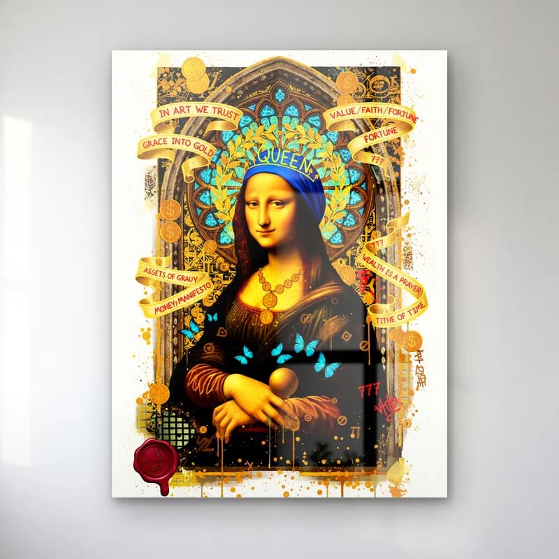Kraliçe Mona Lisa cam tablo — Gotik kemer önünde taç ve kelebeklerle süslenmiş Mona Lisa