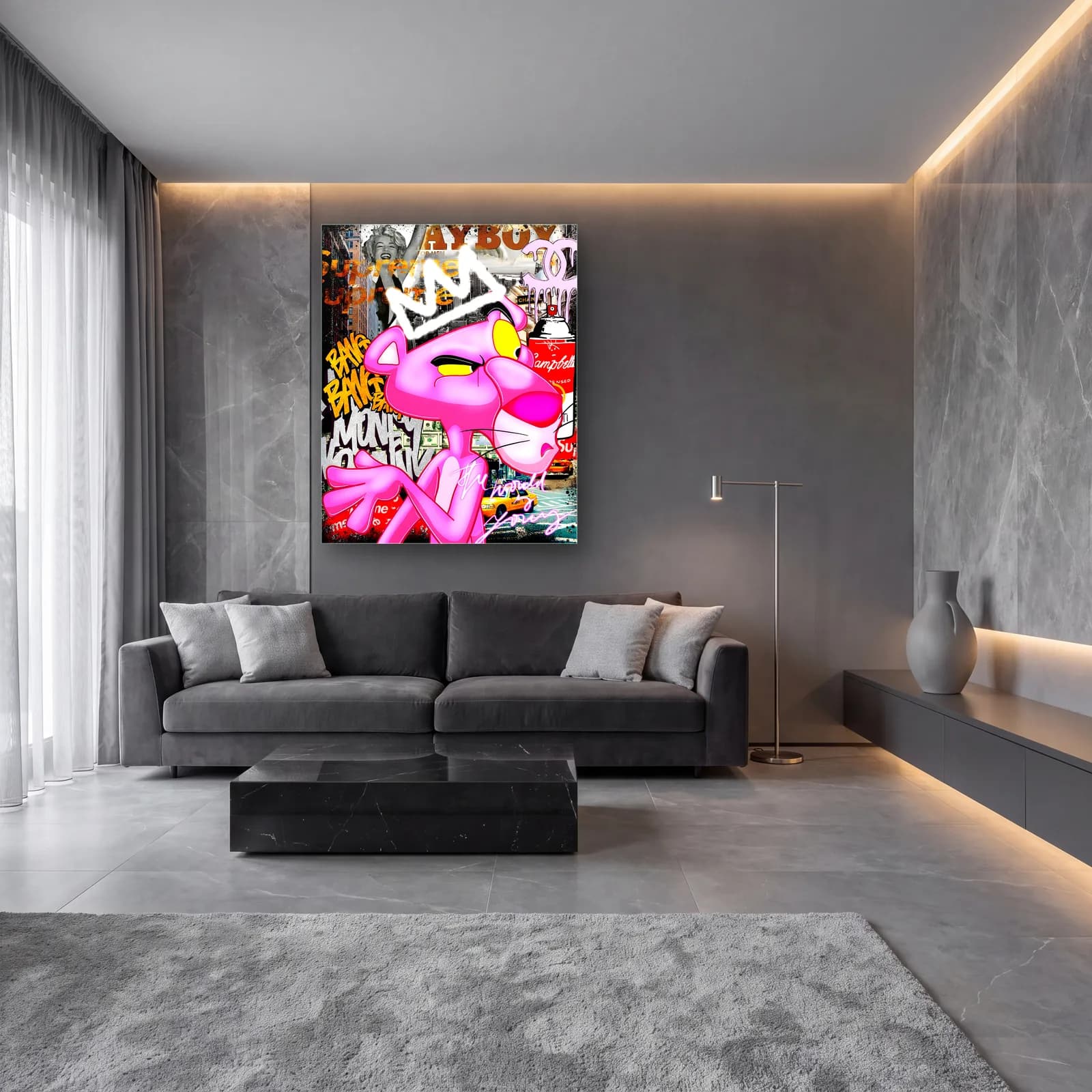 Taçlı Grafiti Pembe Panter cam tablo — lüks salon duvarında