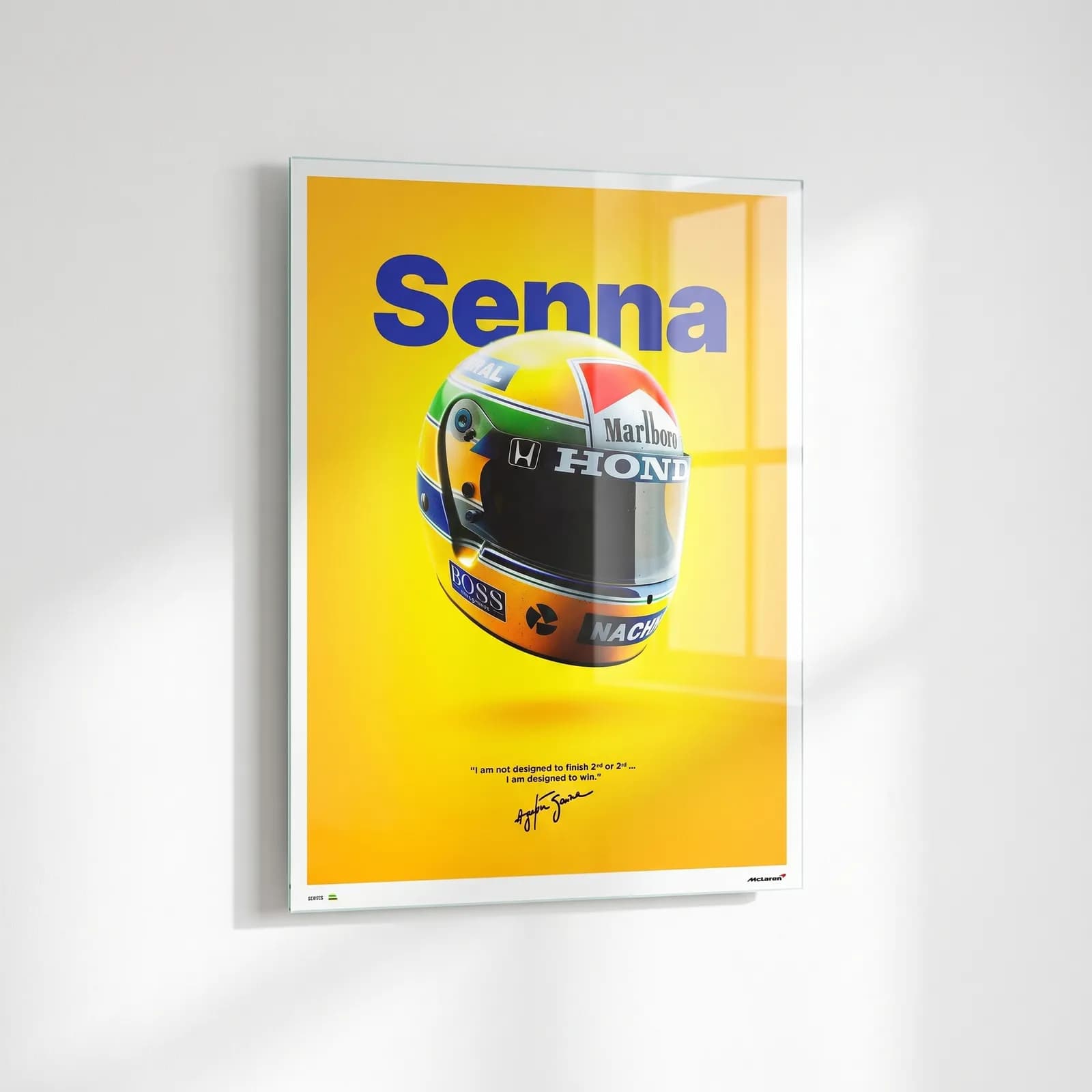 Ayrton Senna Kaskı cam tablo — sol açıdan görünüm