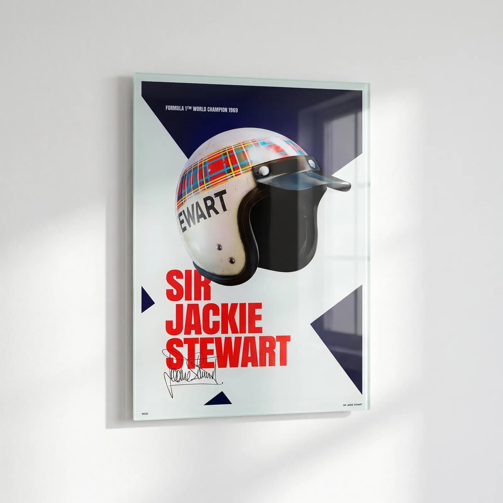 Sir Jackie Stewart Kaskı cam tablo — sol açıdan görünüm