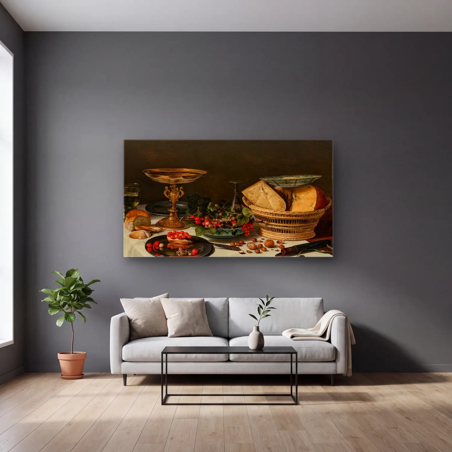 Pieter Claesz – Strawberries, currants and bread on a pewter platter cam tablo — gri duvarlı salonda
