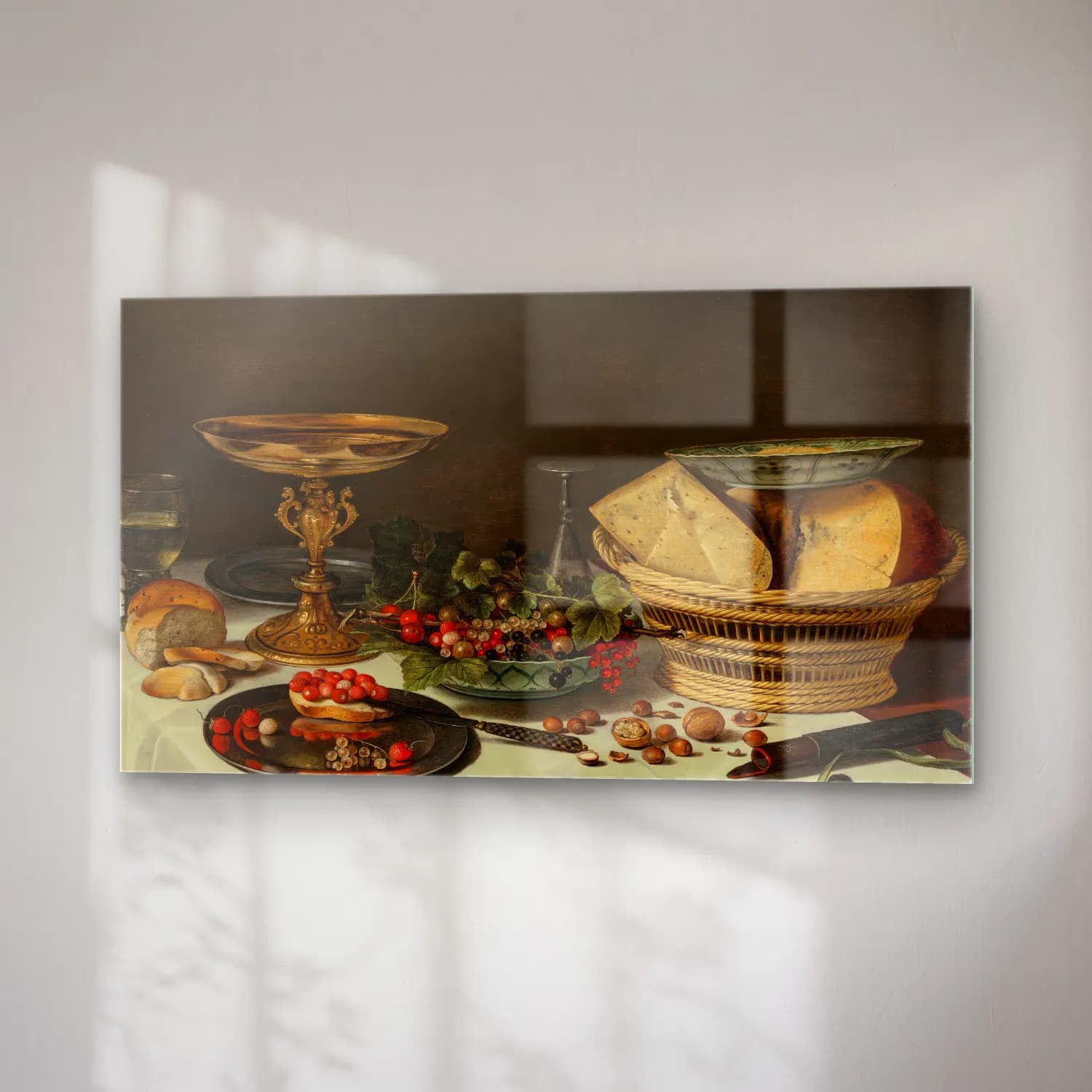 Pieter Claesz – Strawberries, currants and bread on a pewter platter cam tablo — sağ açıdan görünüm
