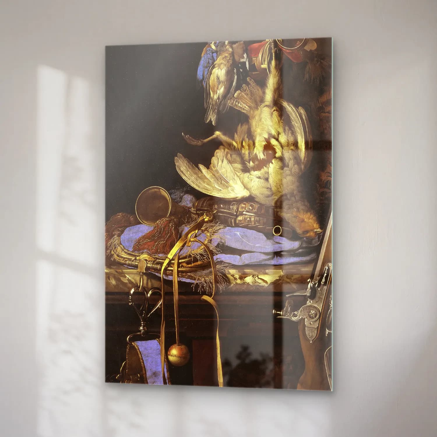 Willem van Aelst – Still Life with Hunting Gear – Mavi Tonlar cam tablo — sağ açıdan görünüm