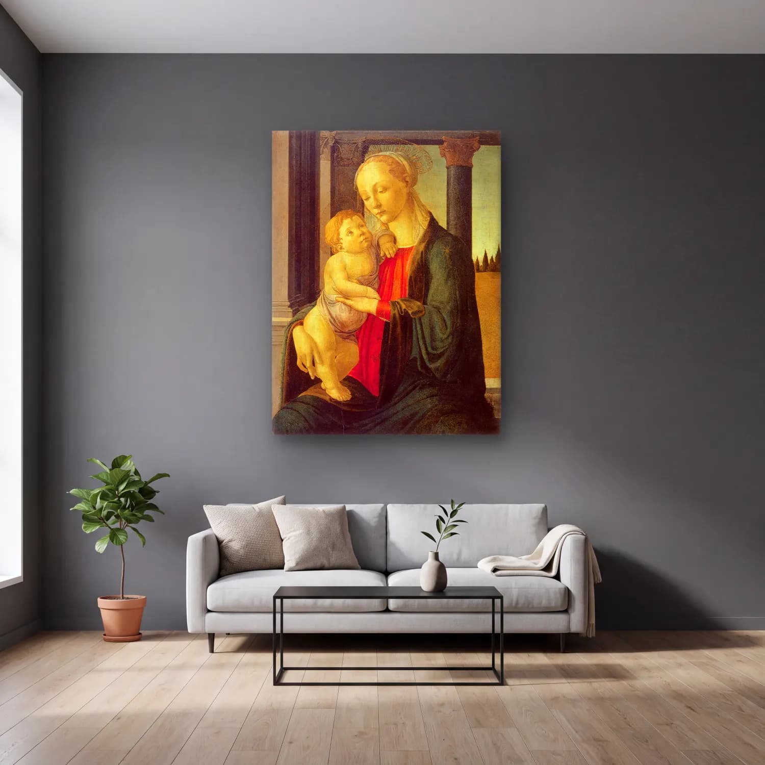 Sandro Botticelli – Anne ve Çocuk No. 7 cam tablo — gri duvarlı salonda