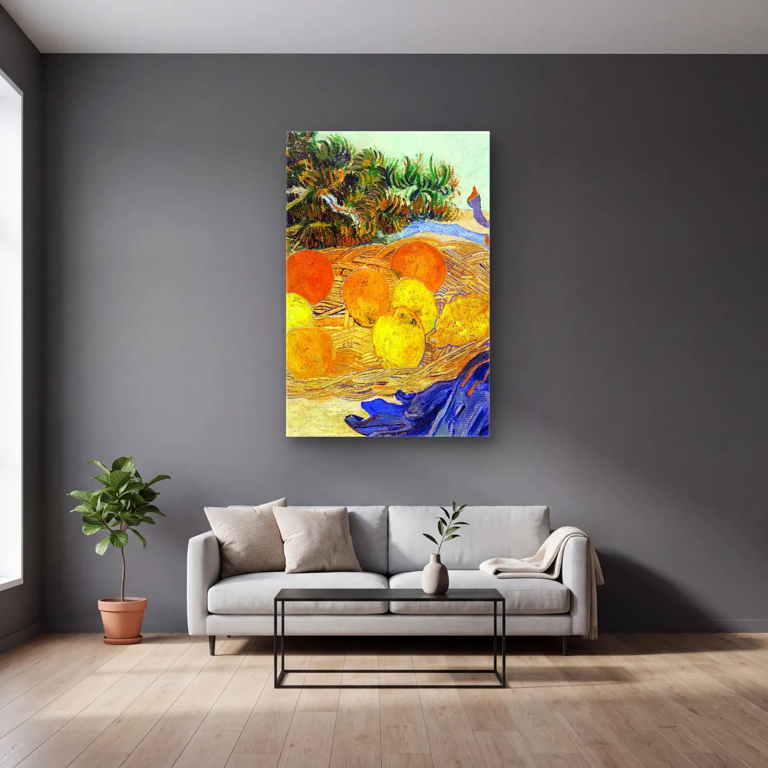 Vincent van Gogh – Still Life of Oranges and Lemons with Blue Gloves cam tablo — gri duvarlı salonda