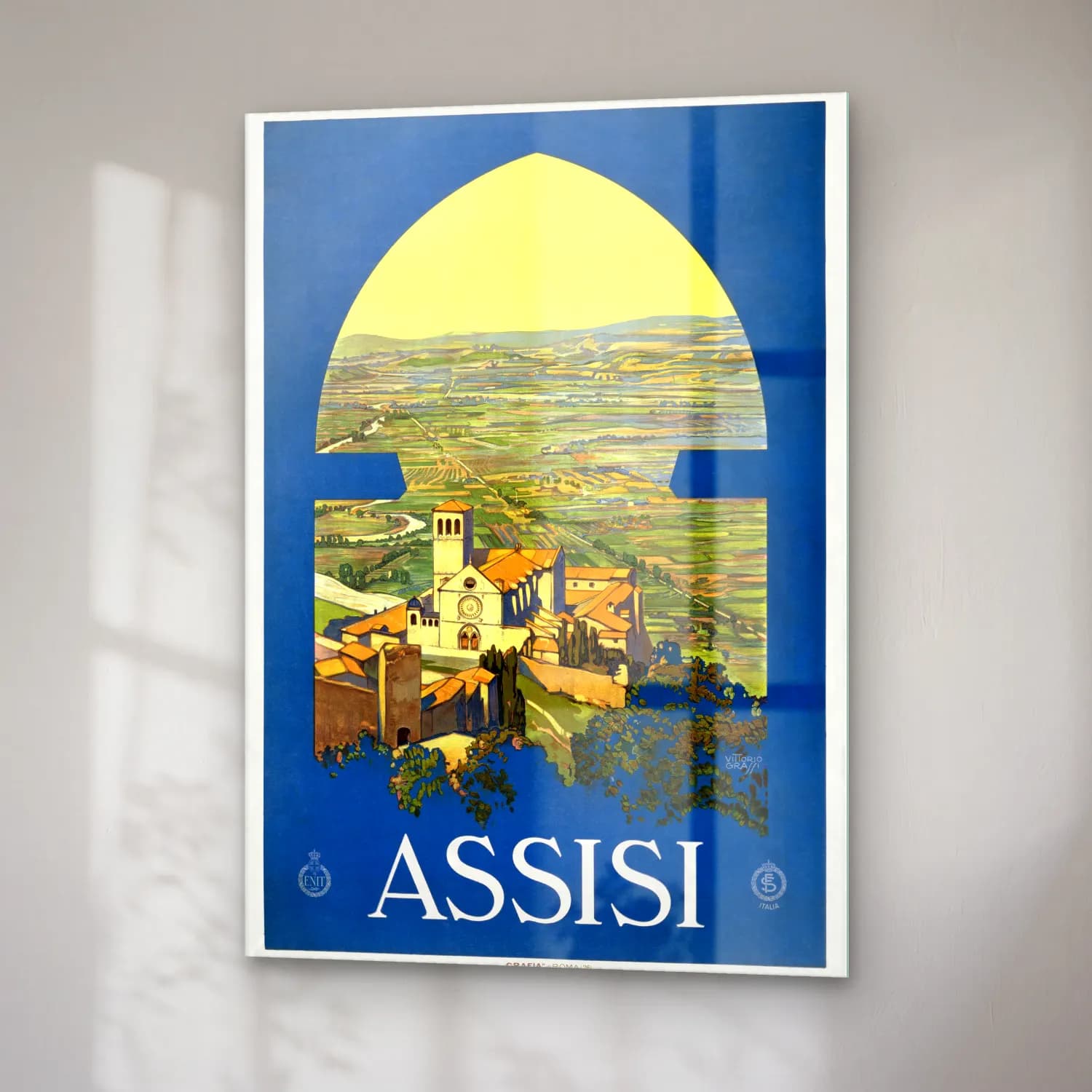 Vintage Poster Akdeniz Sahil Kasabası – Mavi Tonlar cam tablo — sağ açıdan görünüm