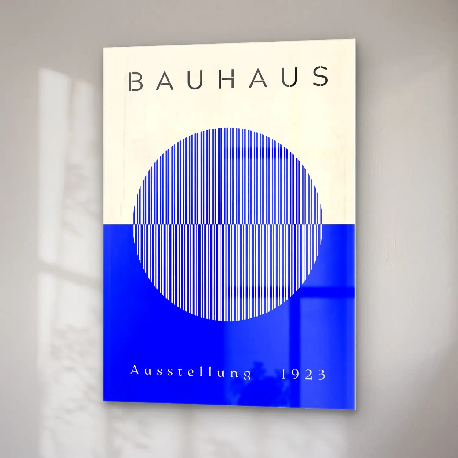 Bauhaus Geometrik Daireler No. 29 cam tablo — sağ açıdan görünüm