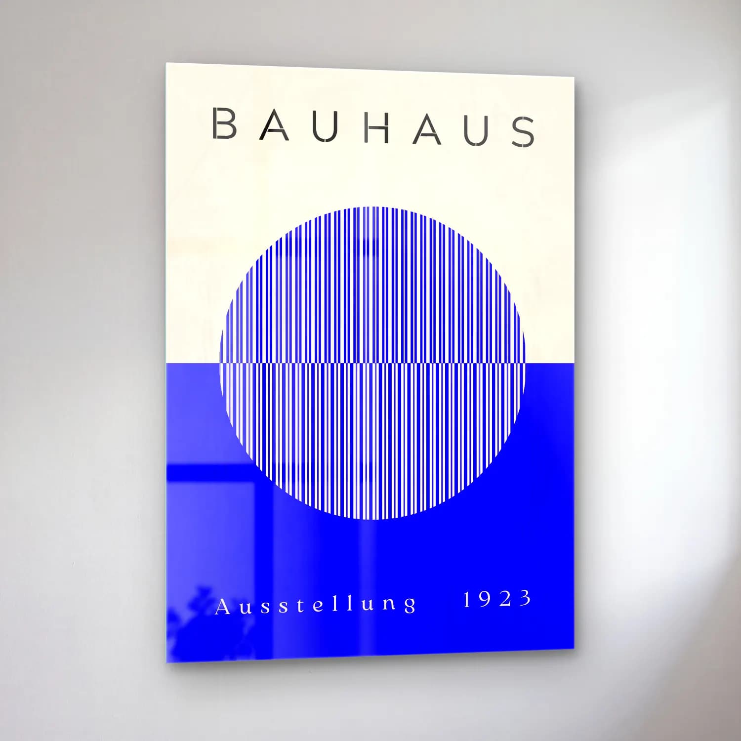 Bauhaus Geometrik Daireler No. 29 cam tablo — sol açıdan görünüm