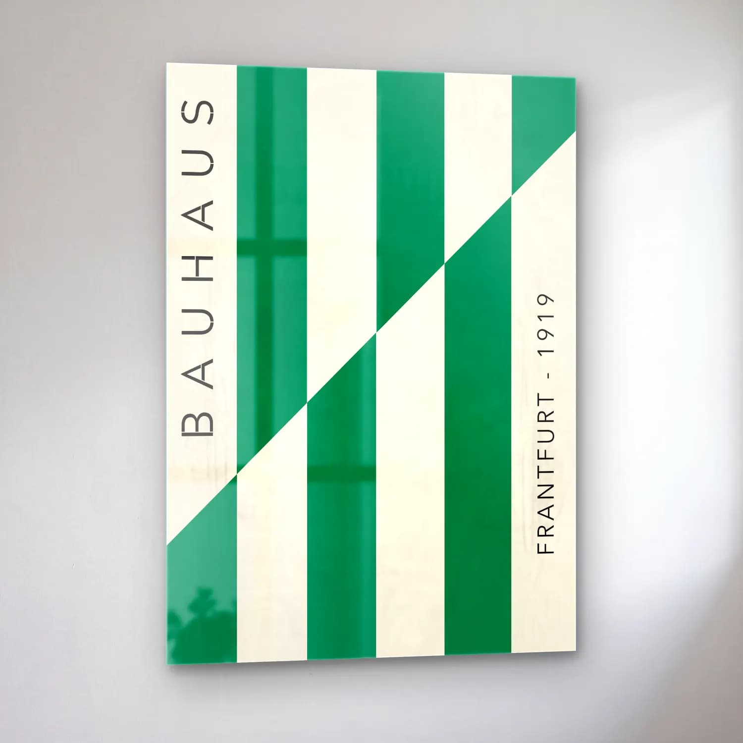 Bauhaus Şampanya cam tablo — sol açıdan görünüm