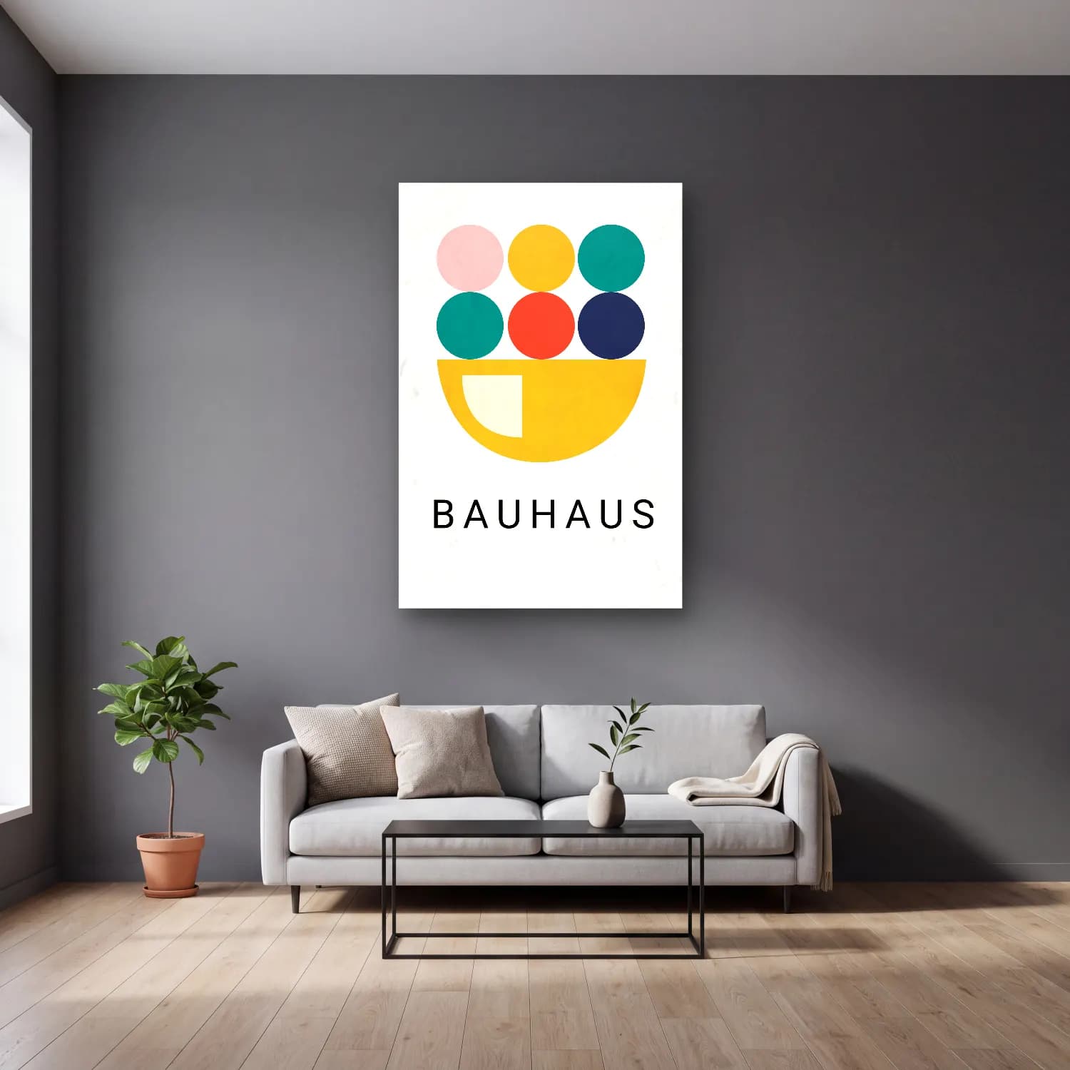Bauhaus Soyut Formlar No. 10 cam tablo — gri duvarlı salonda