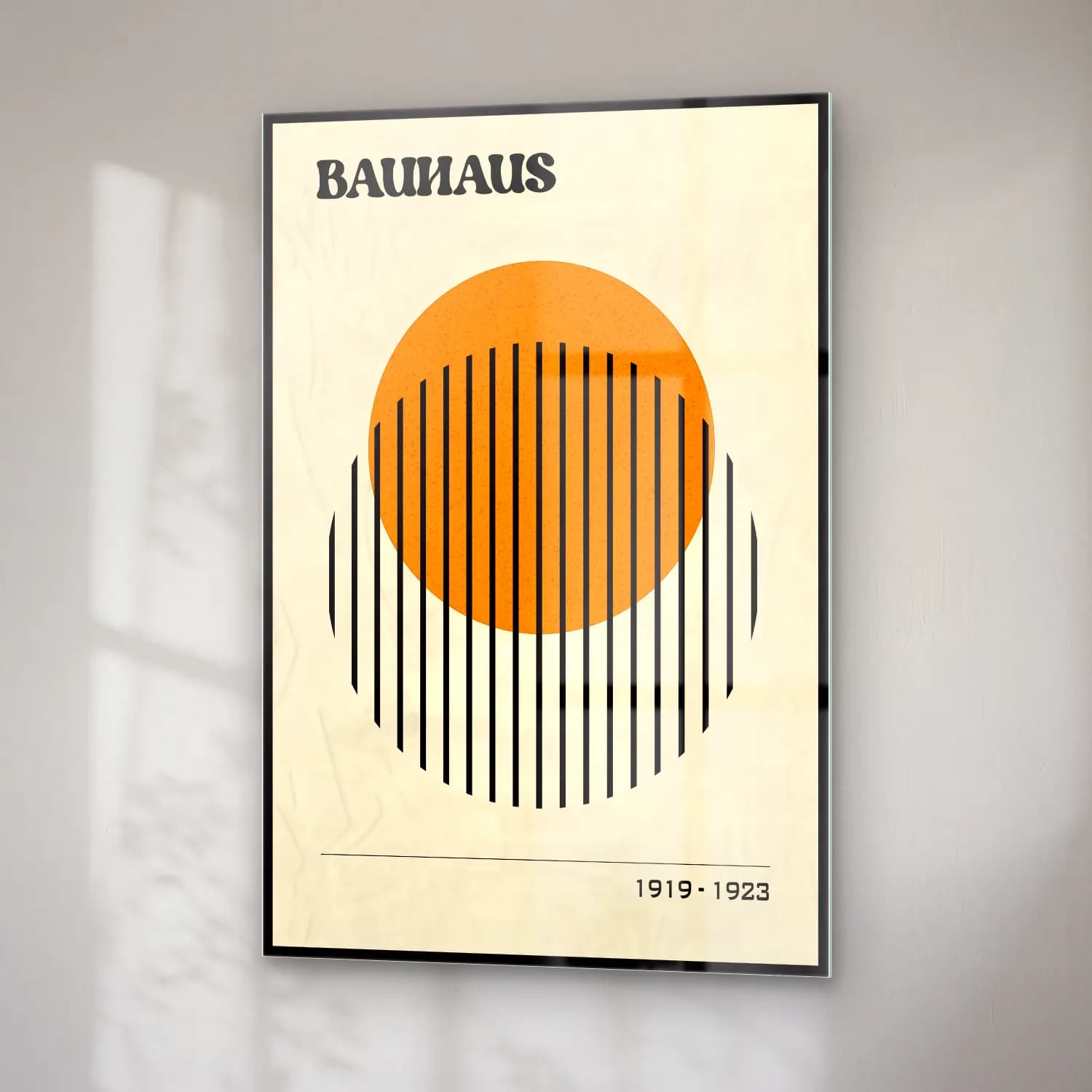 Bauhaus Geometrik Daireler No. 53 cam tablo — sağ açıdan görünüm