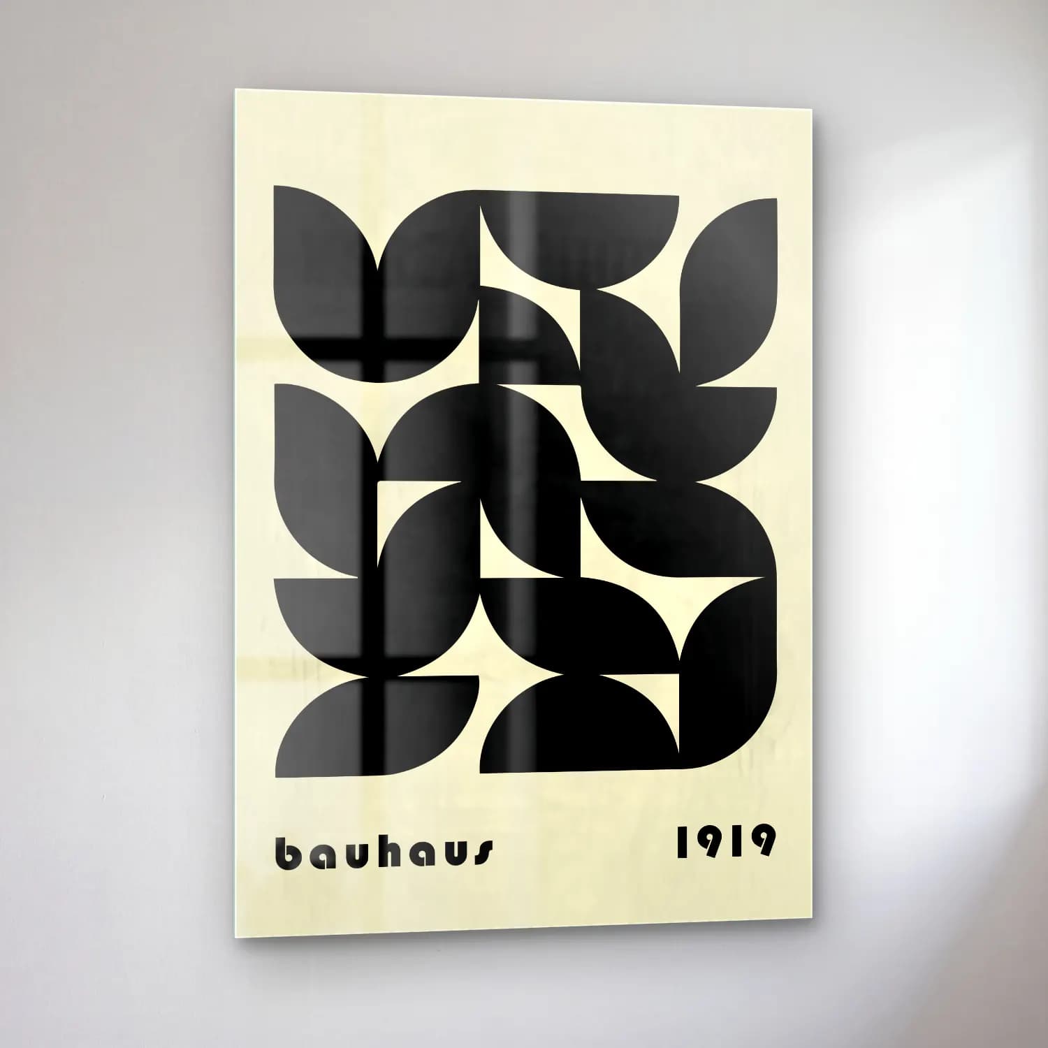 Bauhaus Soyut Formlar No. 13 cam tablo — sol açıdan görünüm