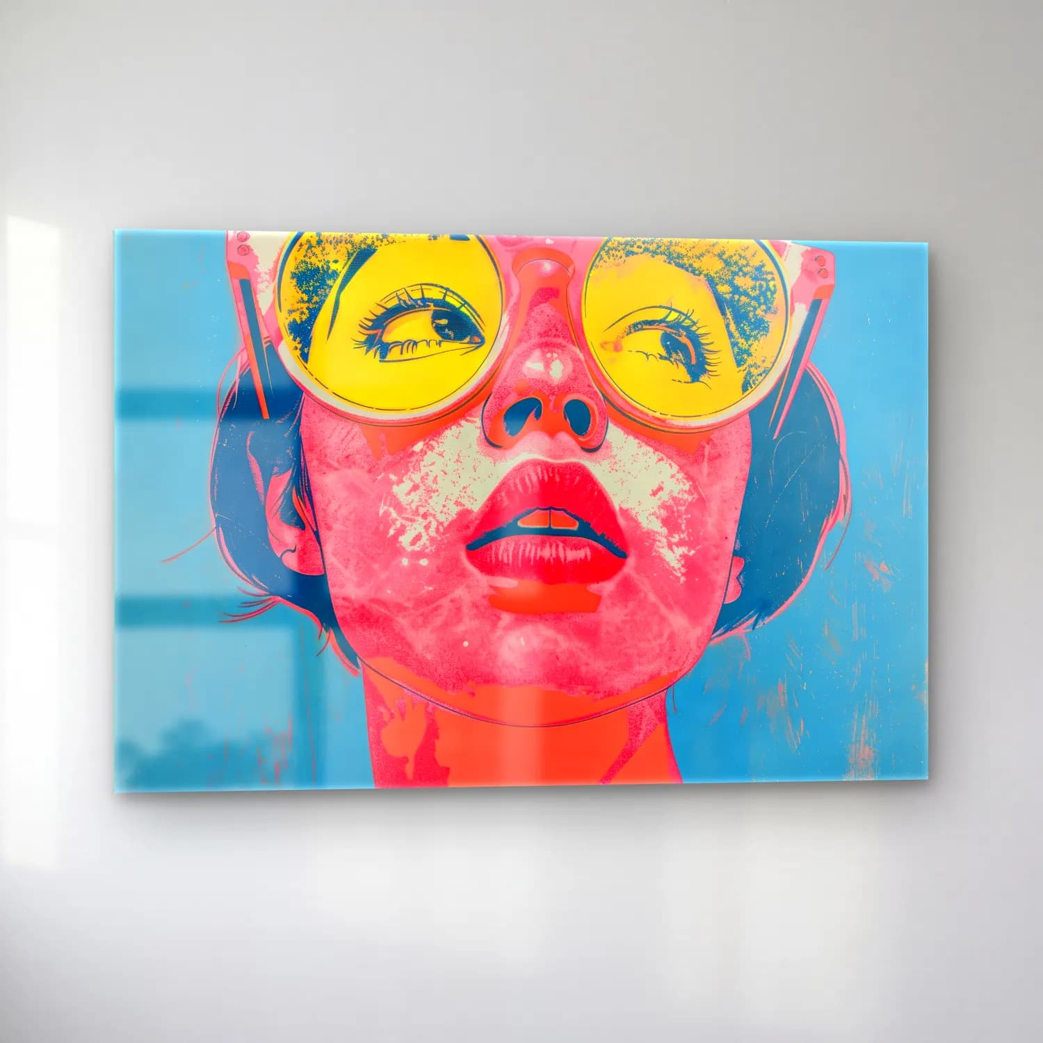 Pop Art Kadın Portresi – Turuncu Tonlar cam tablo — sol açıdan görünüm
